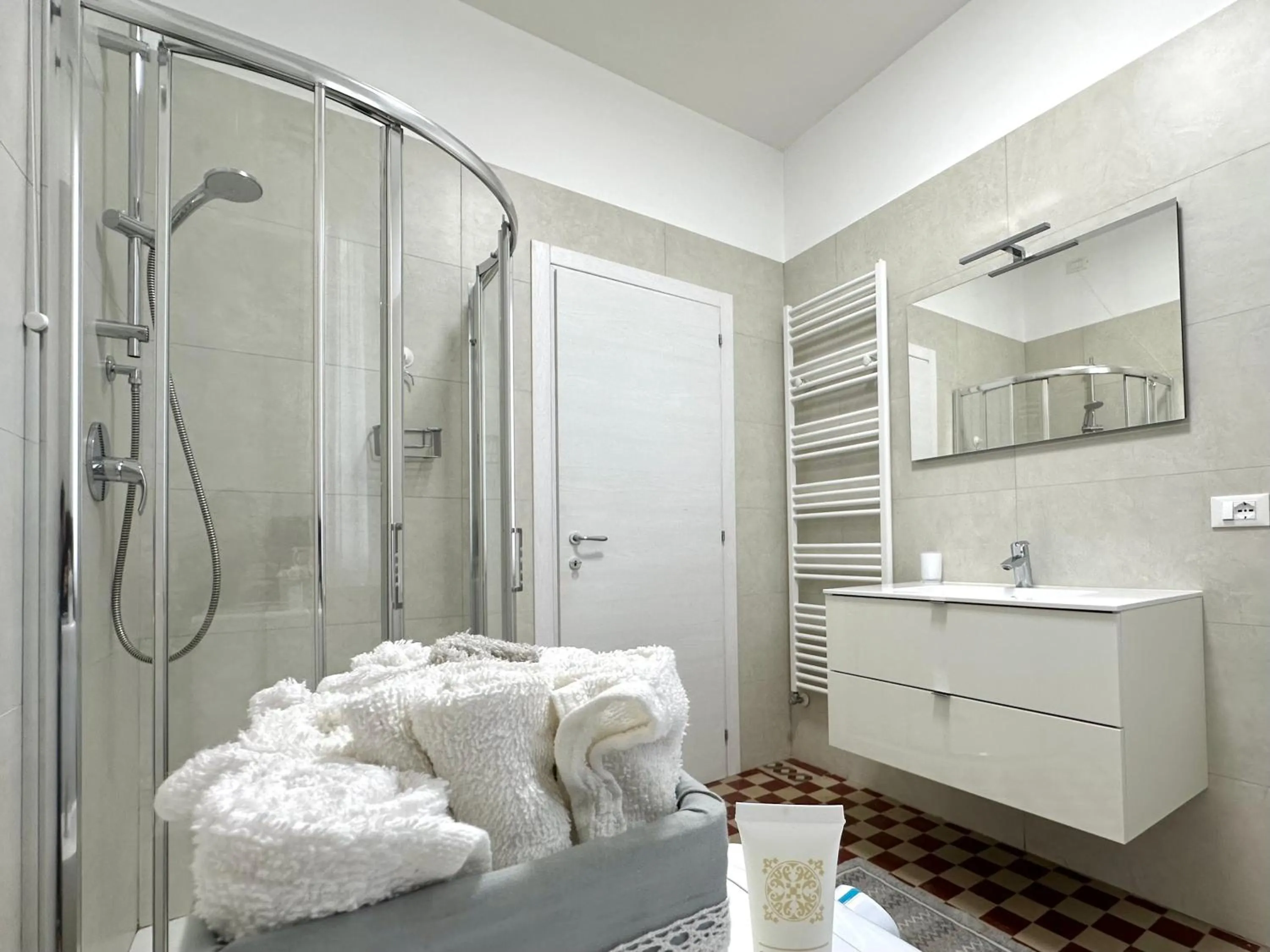 Shower in Ca' D'Agostino