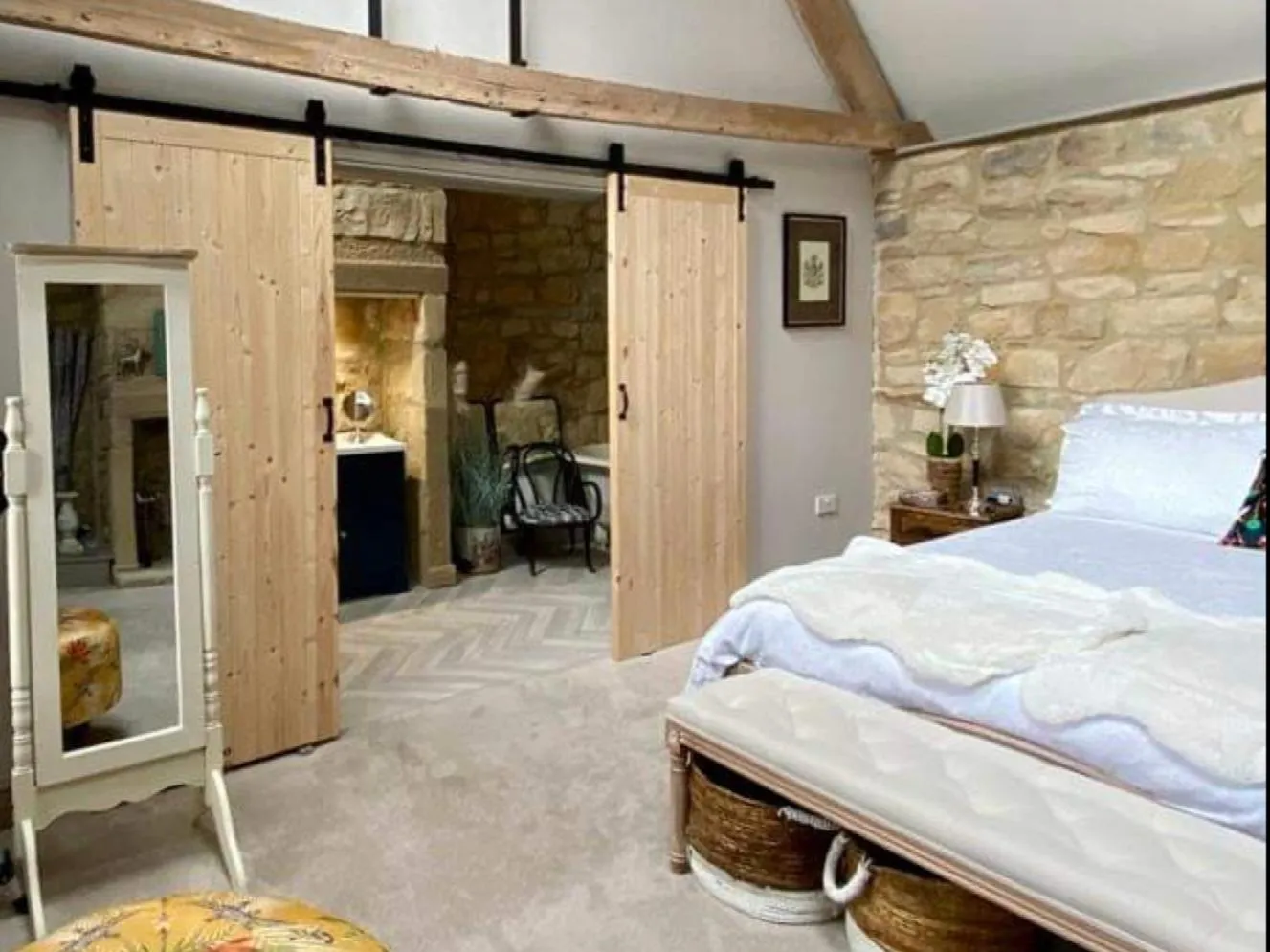 Shower, Bed in Bird In Bush Elsdon