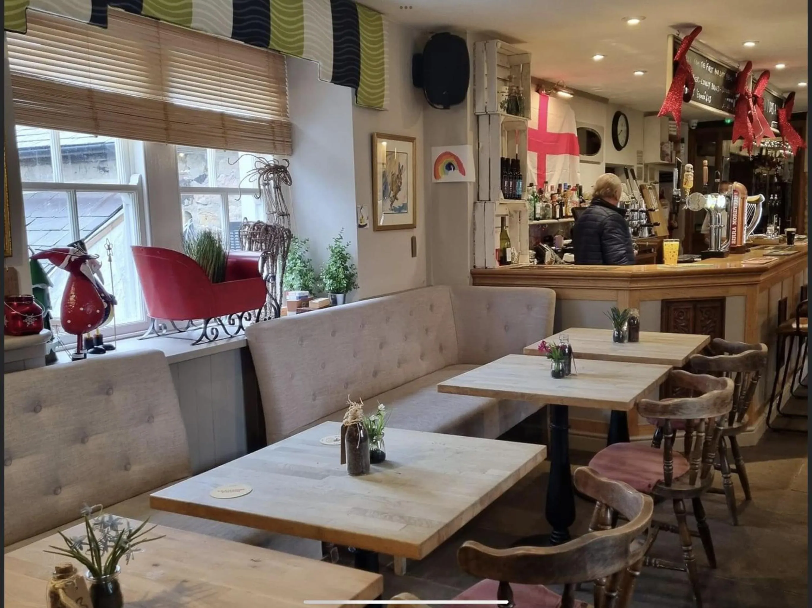 Restaurant/places to eat in Bird In Bush Elsdon