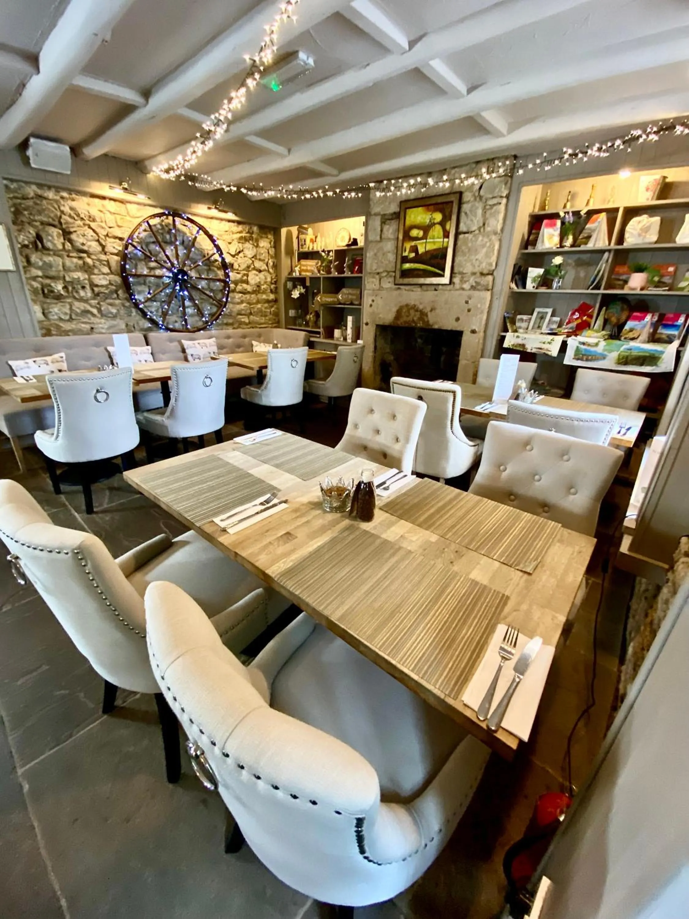 Restaurant/places to eat in Bird In Bush Elsdon