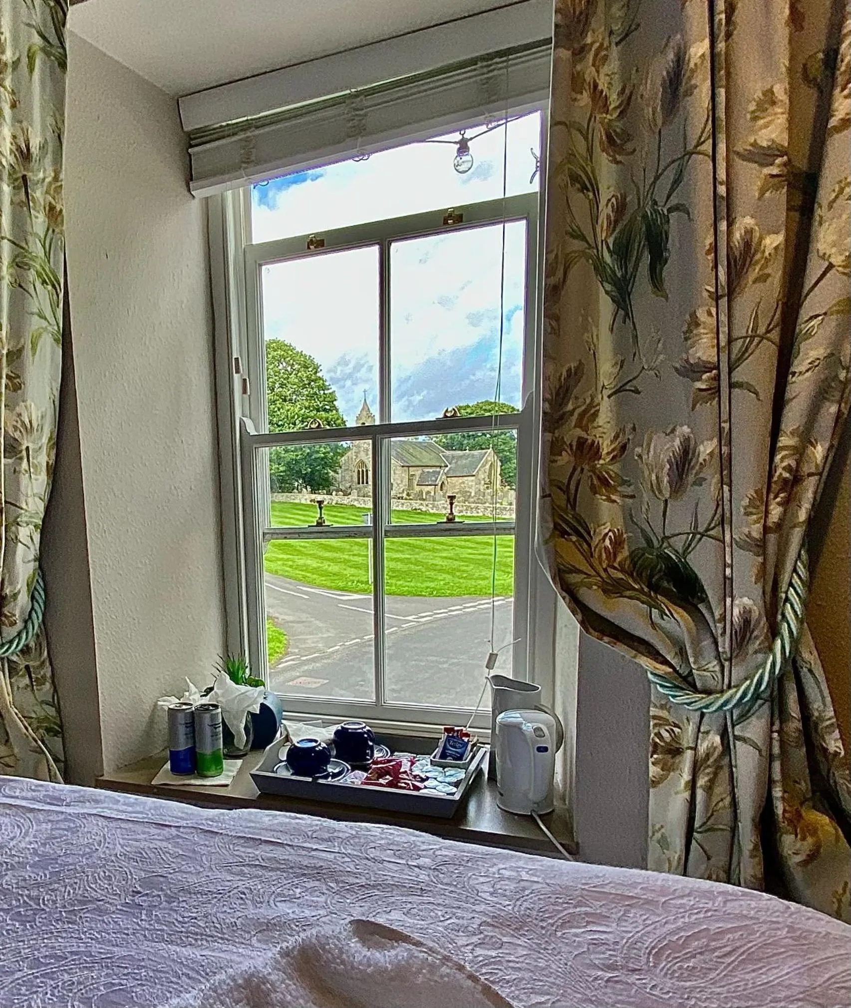 Property building, Bed in Bird In Bush Elsdon