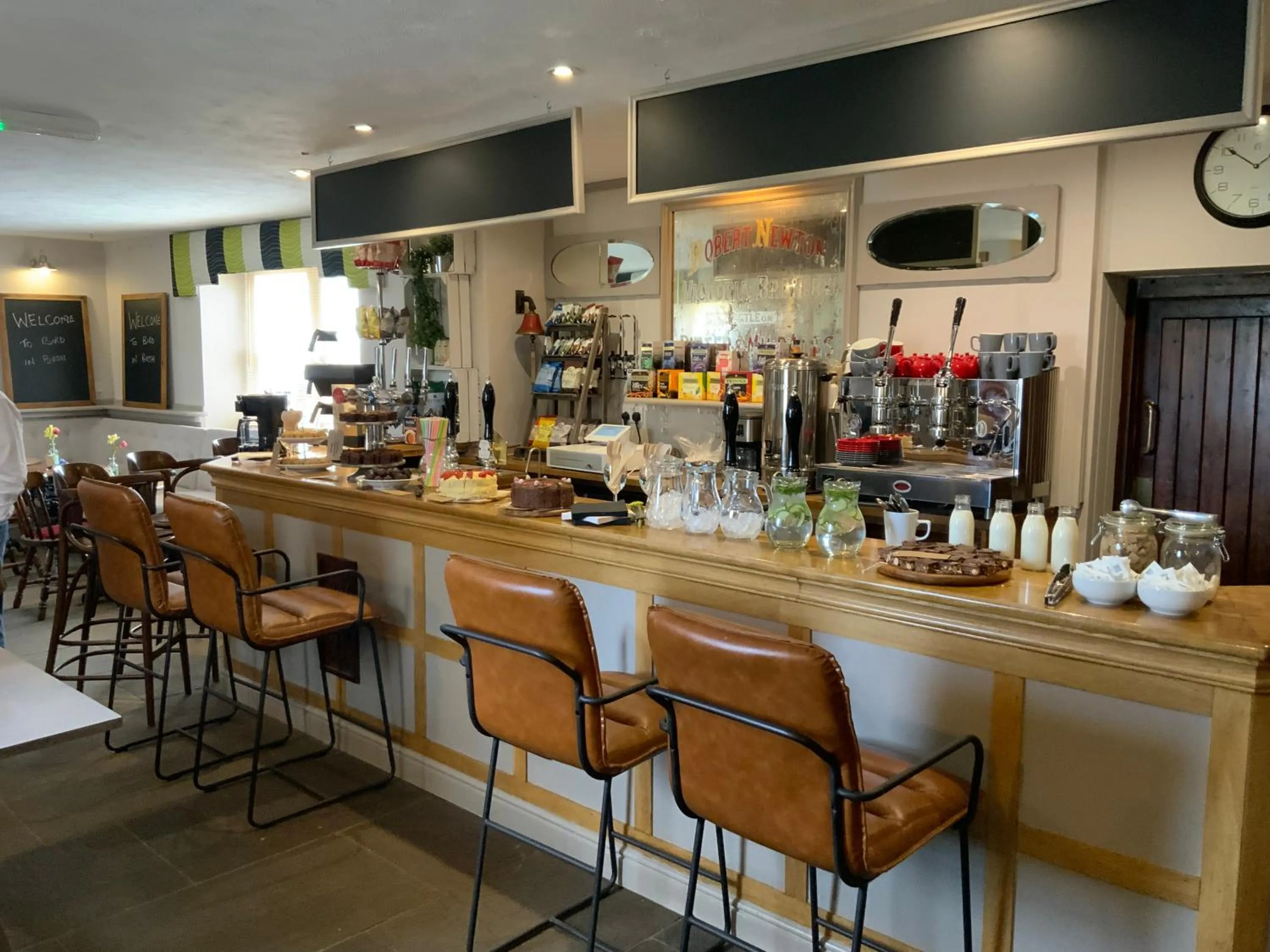 Restaurant/places to eat in Bird In Bush Elsdon
