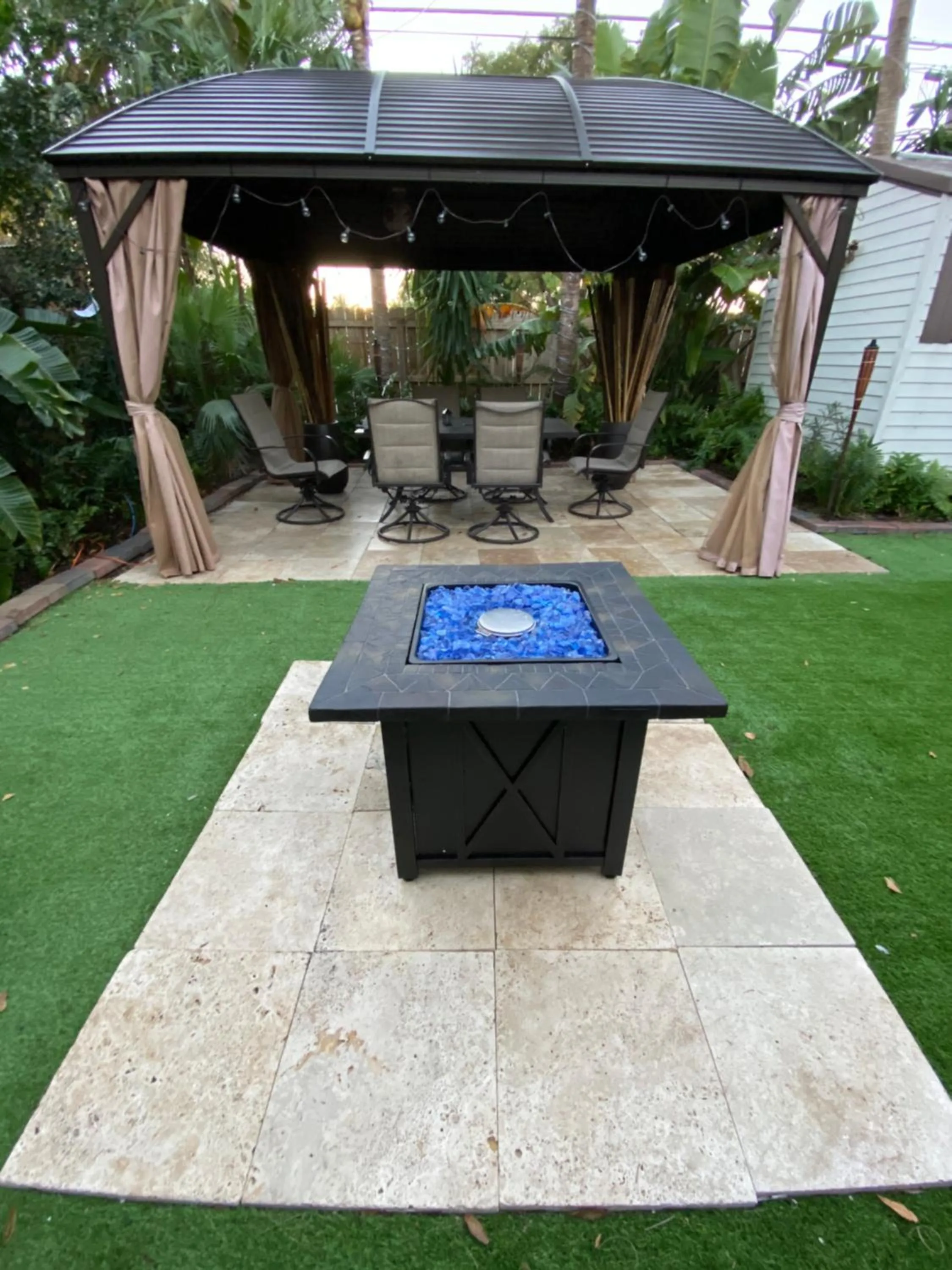 Inner courtyard view in Cozy House