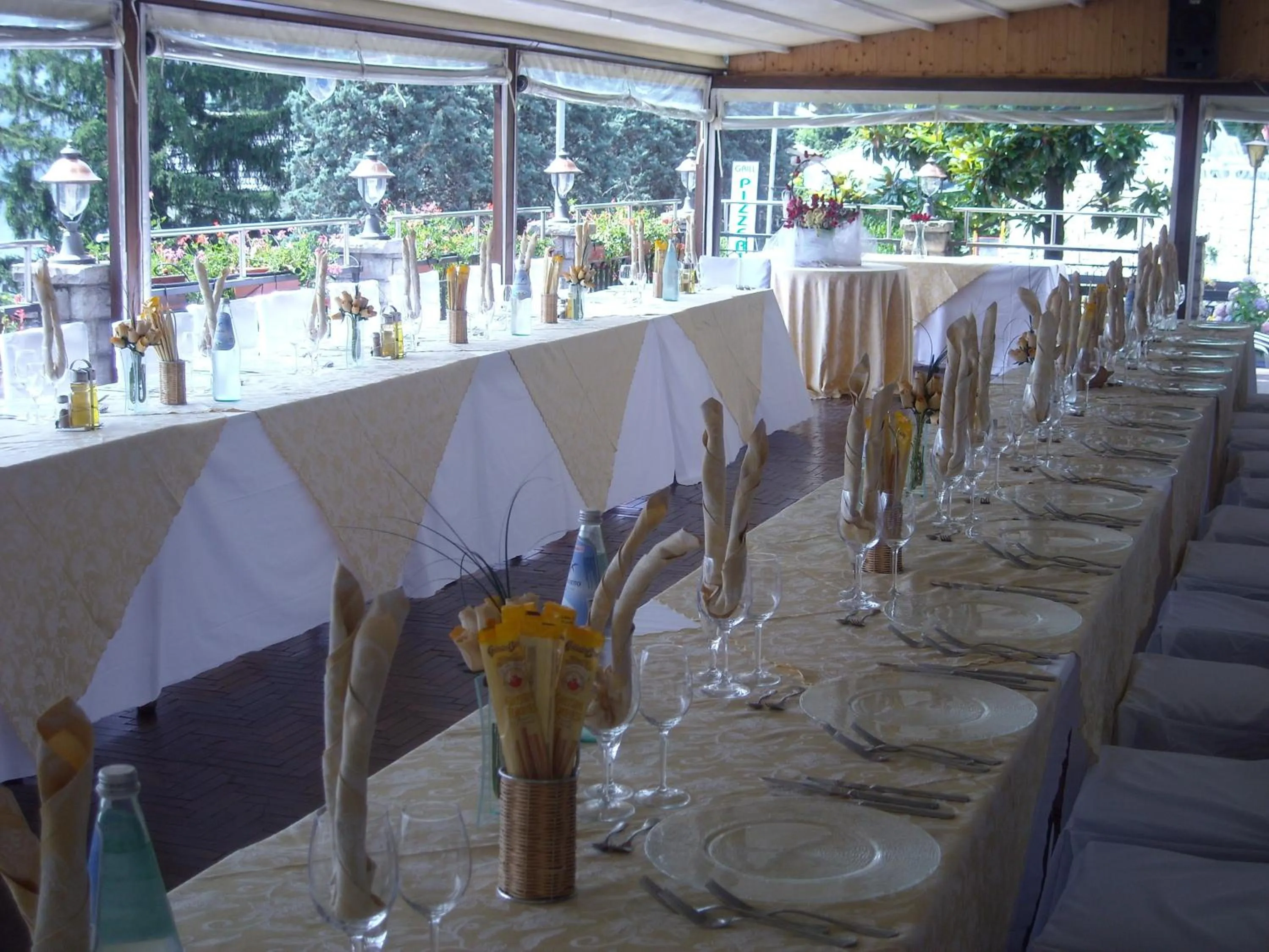 Restaurant/places to eat in Hotel San Marino