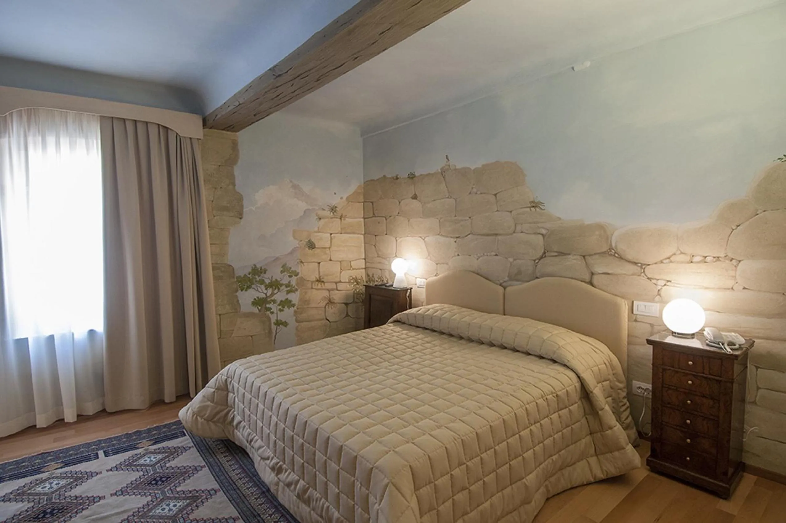 Bedroom, Bed in Hotel Alla Corte degli Angeli