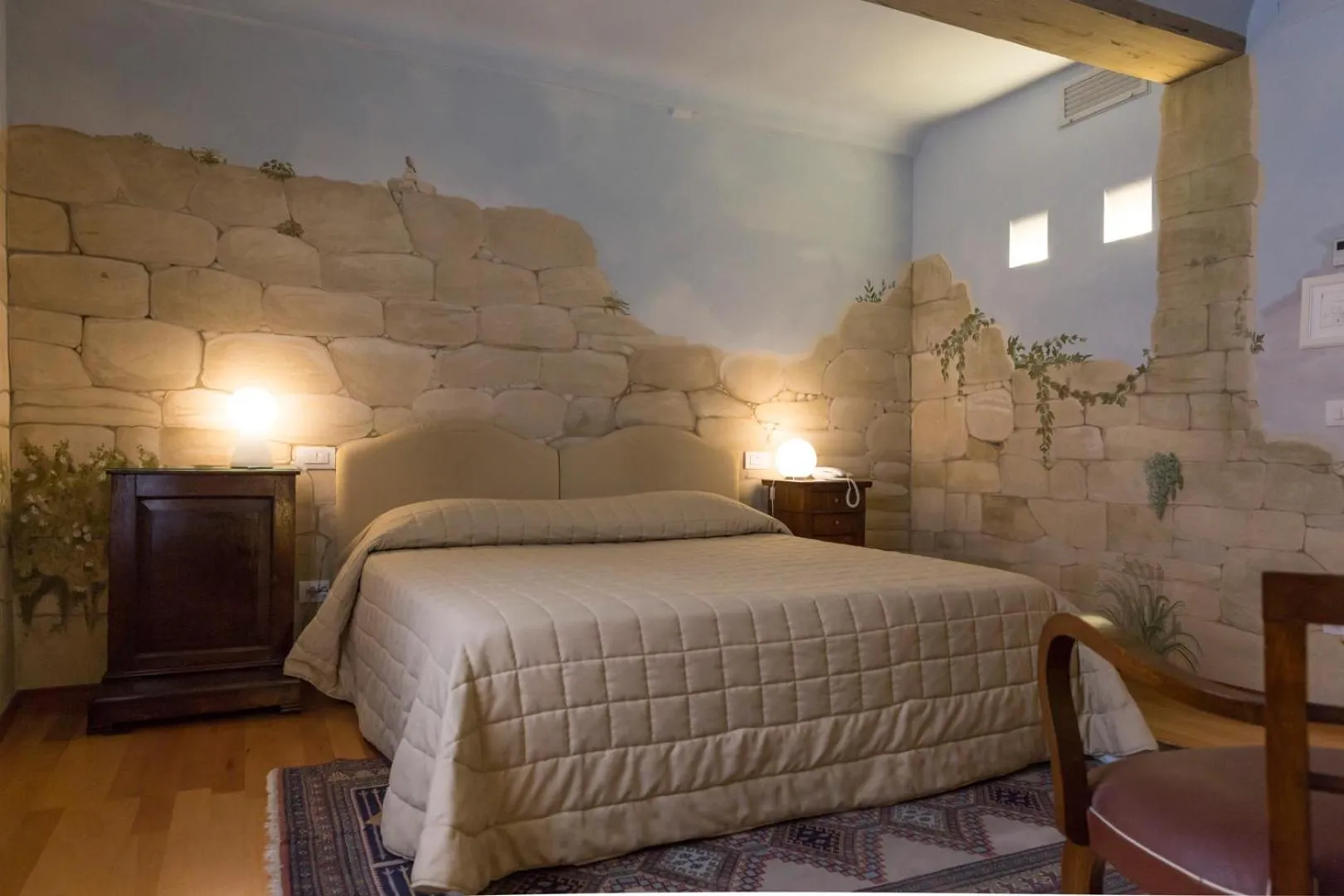 Photo of the whole room, Bed in Hotel Alla Corte degli Angeli