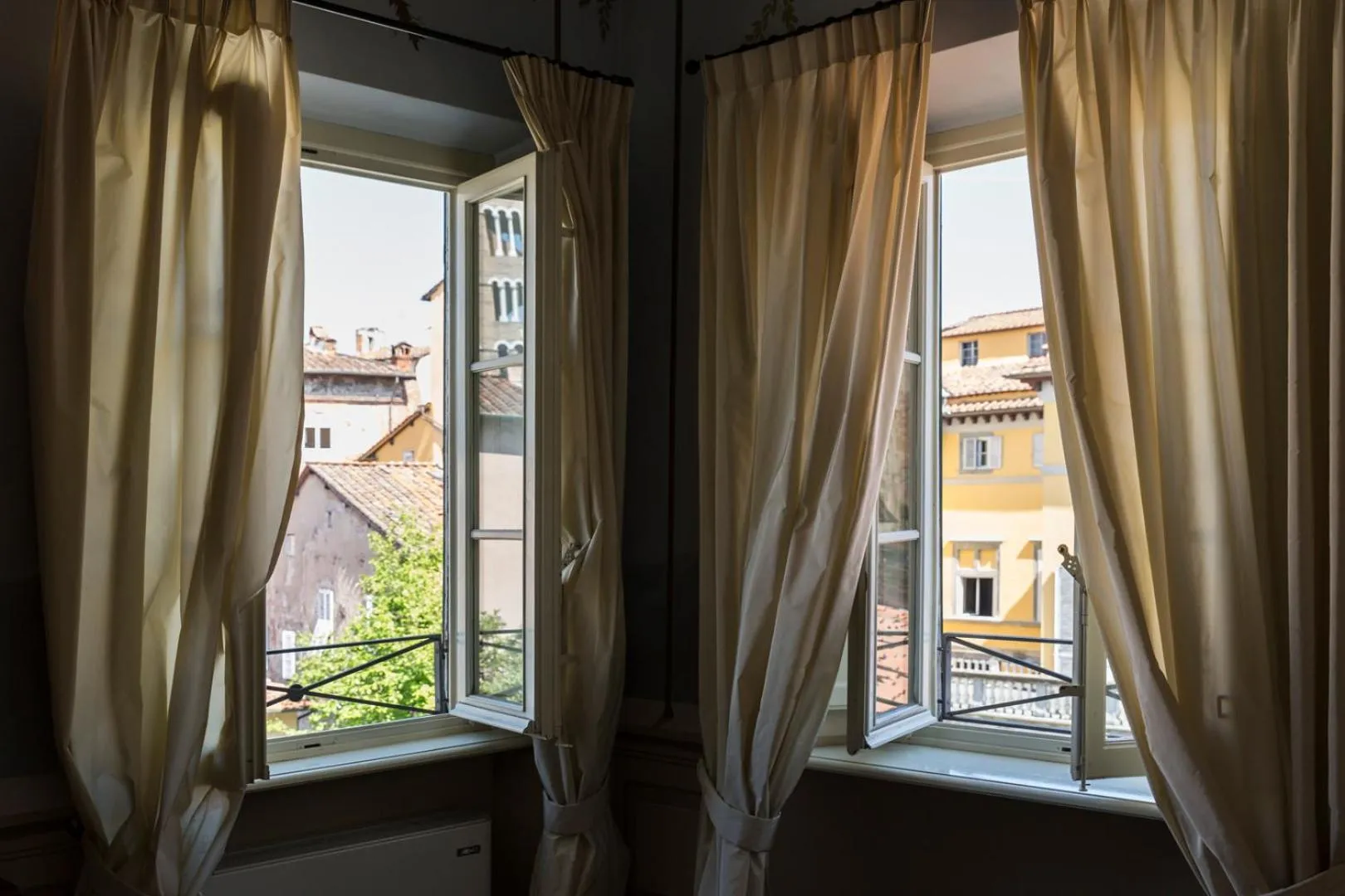 City view in Hotel Alla Corte degli Angeli