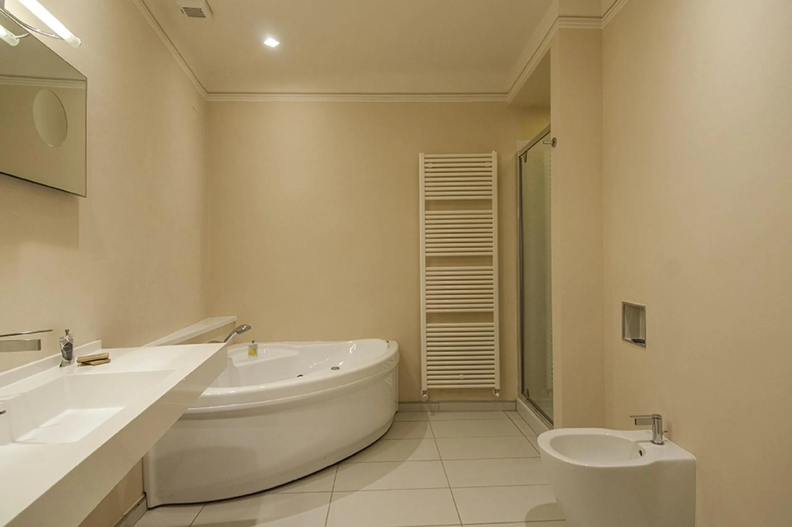 Bathroom in Hotel Alla Corte degli Angeli