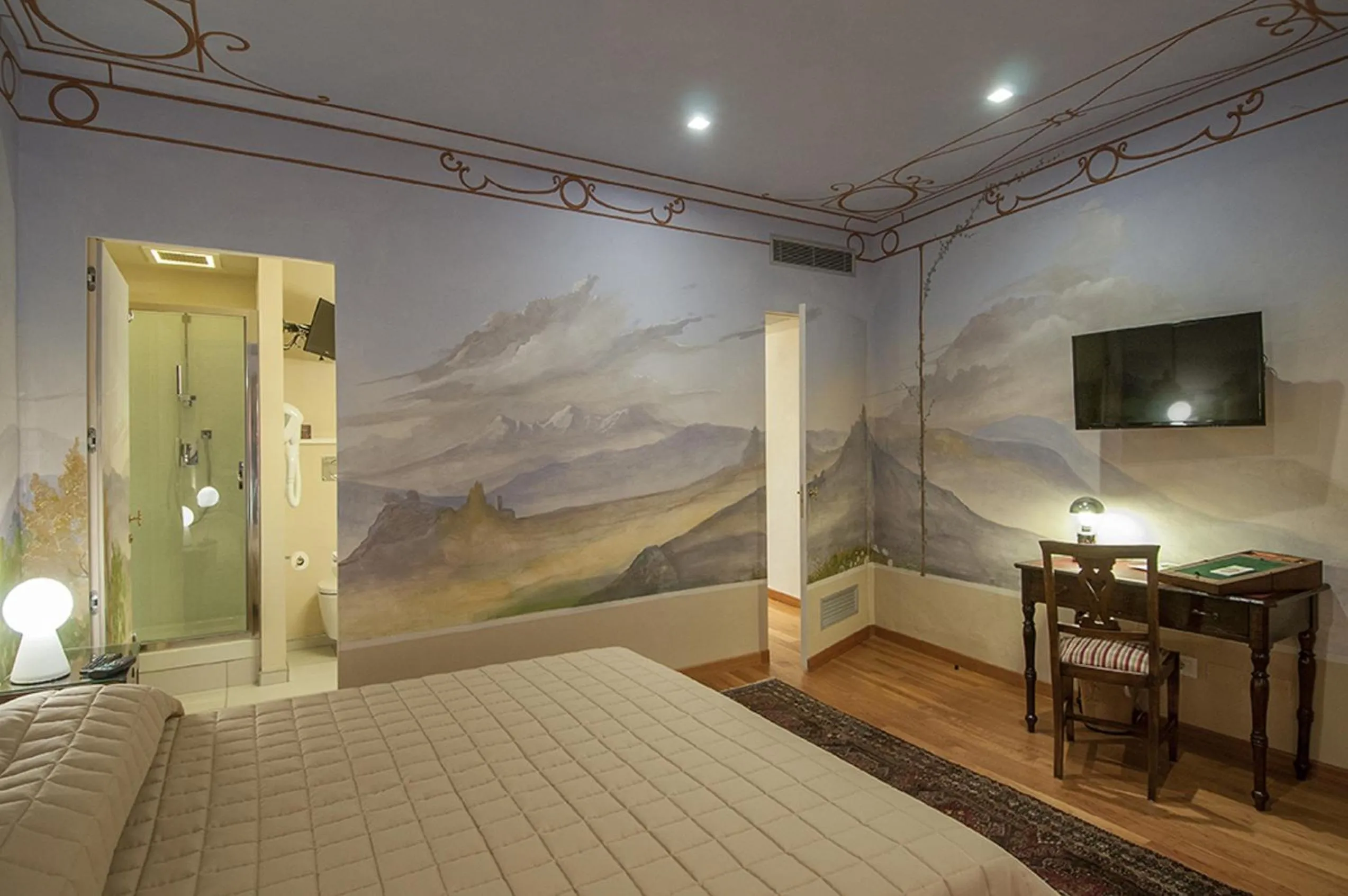 Photo of the whole room, Bed in Hotel Alla Corte degli Angeli