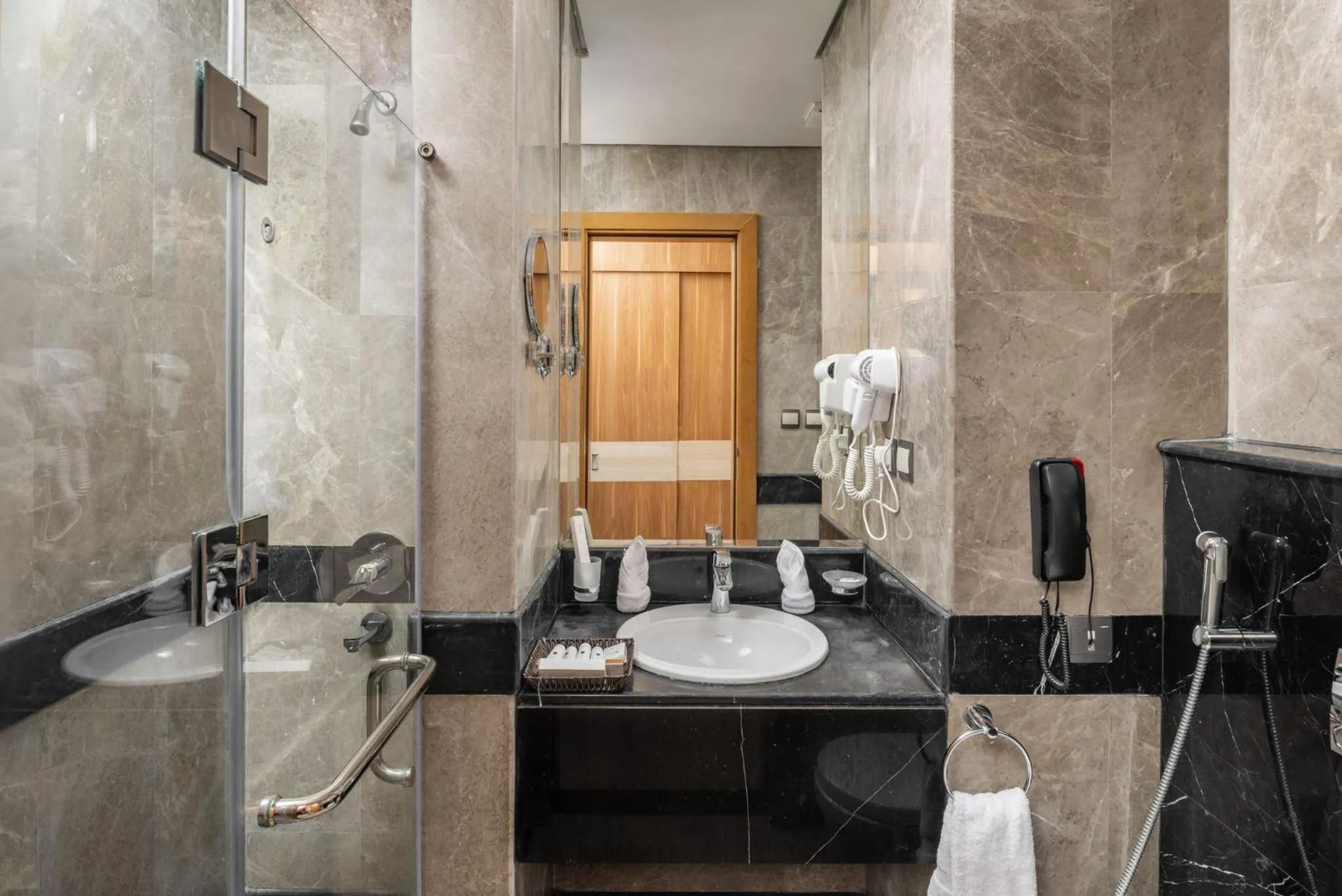 Bathroom in Roots Hotel