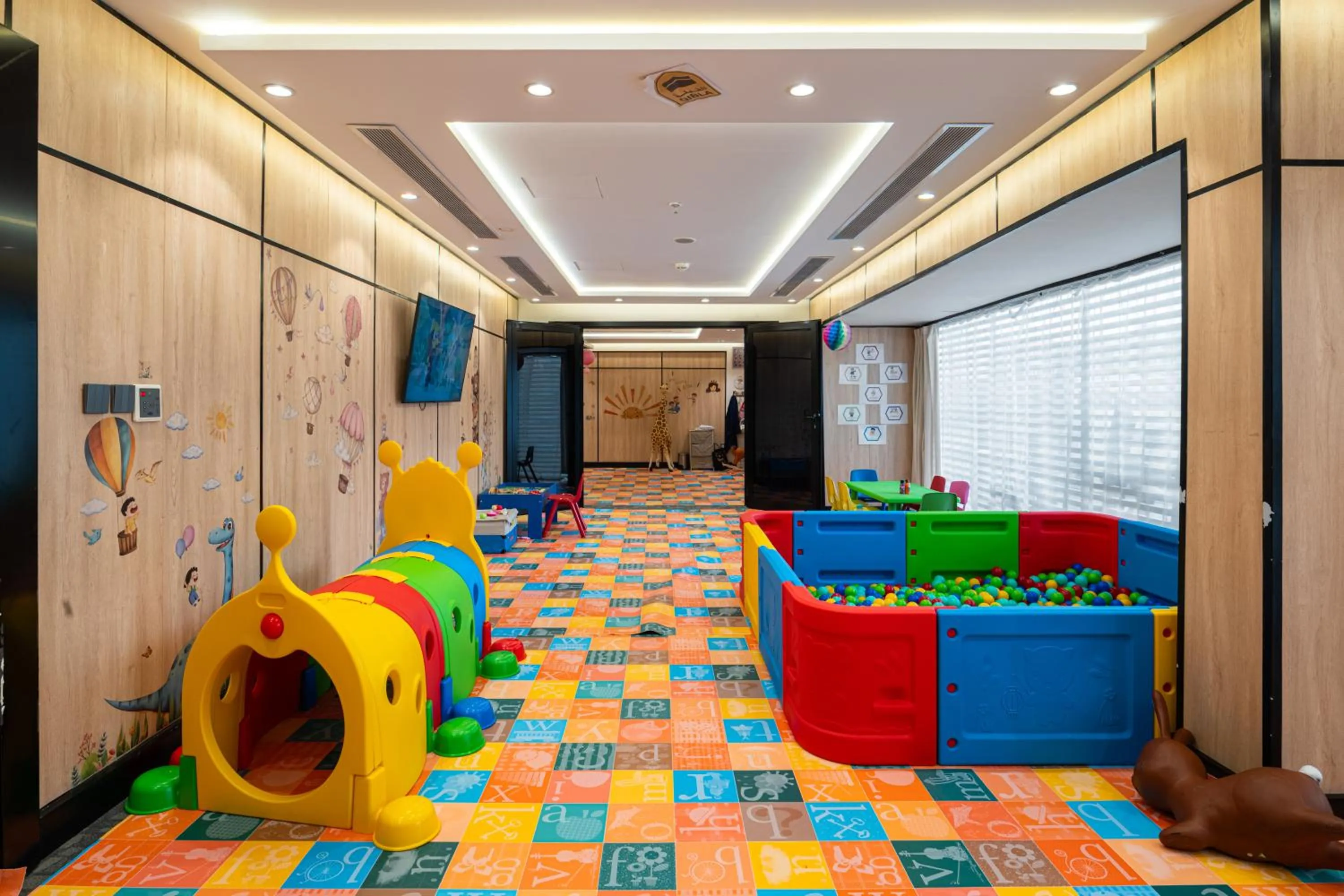 children in Roots Hotel