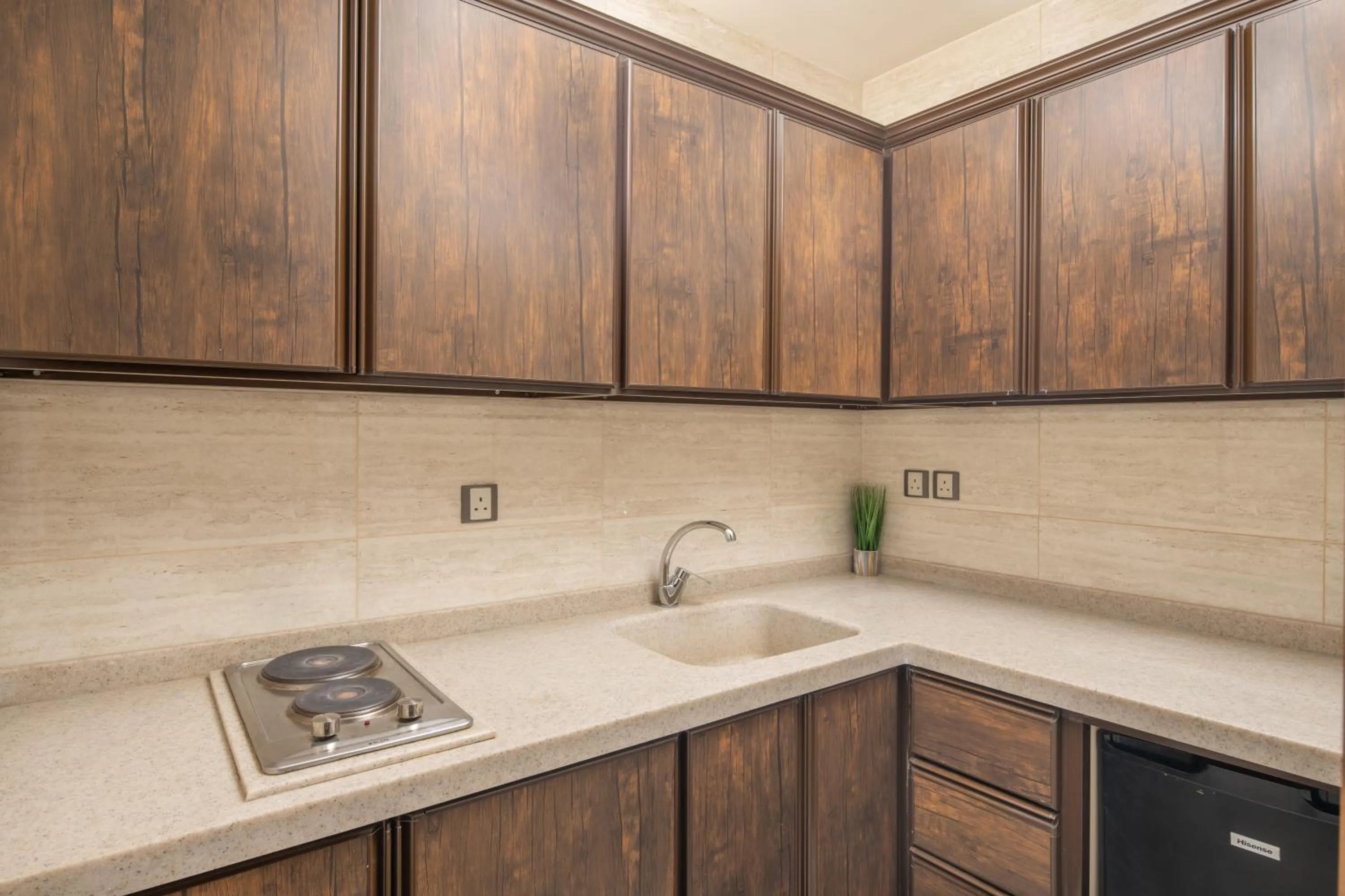 Kitchen or kitchenette in Roots Hotel