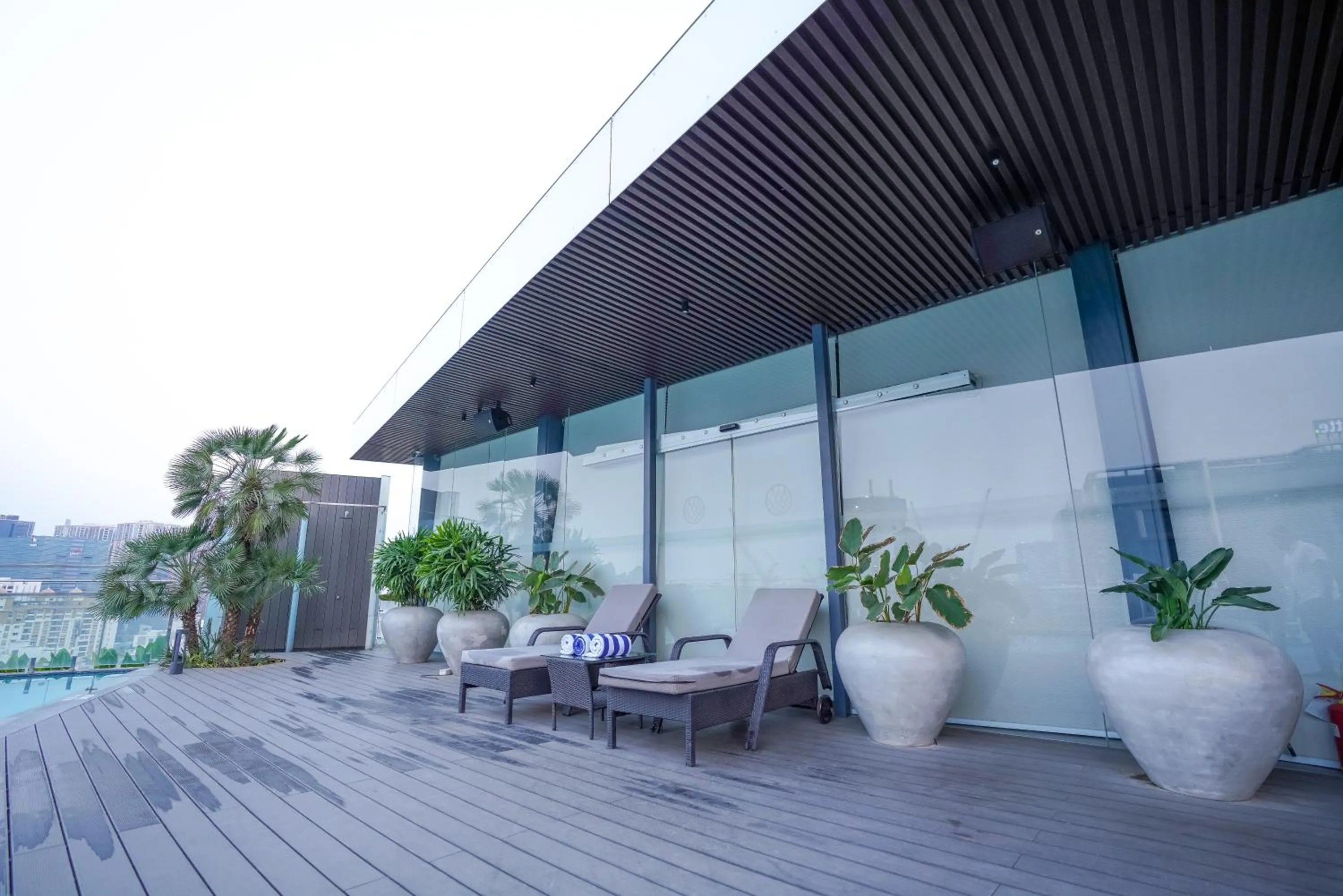 Swimming pool in Hotel Deccan Serai Grande, Gachibowli, Hyderabad