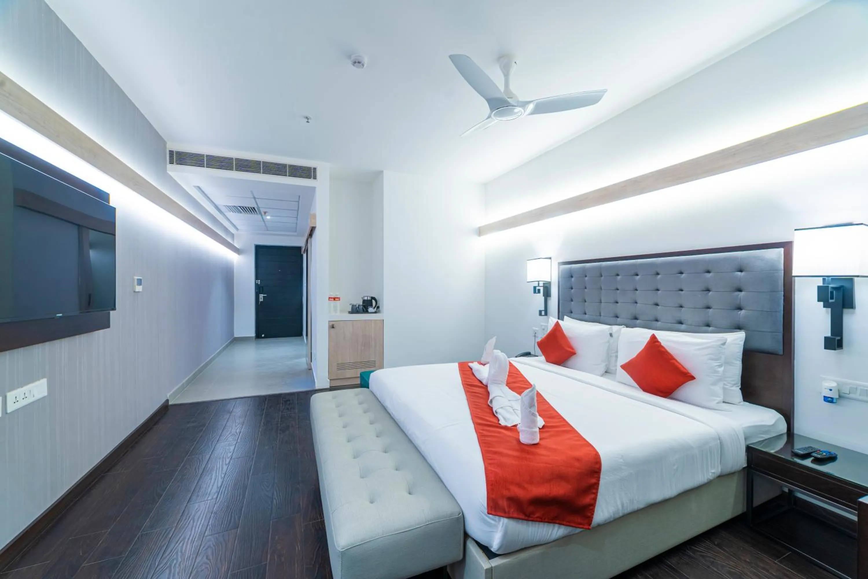 Photo of the whole room, Bed in Hotel Deccan Serai Grande, Gachibowli, Hyderabad