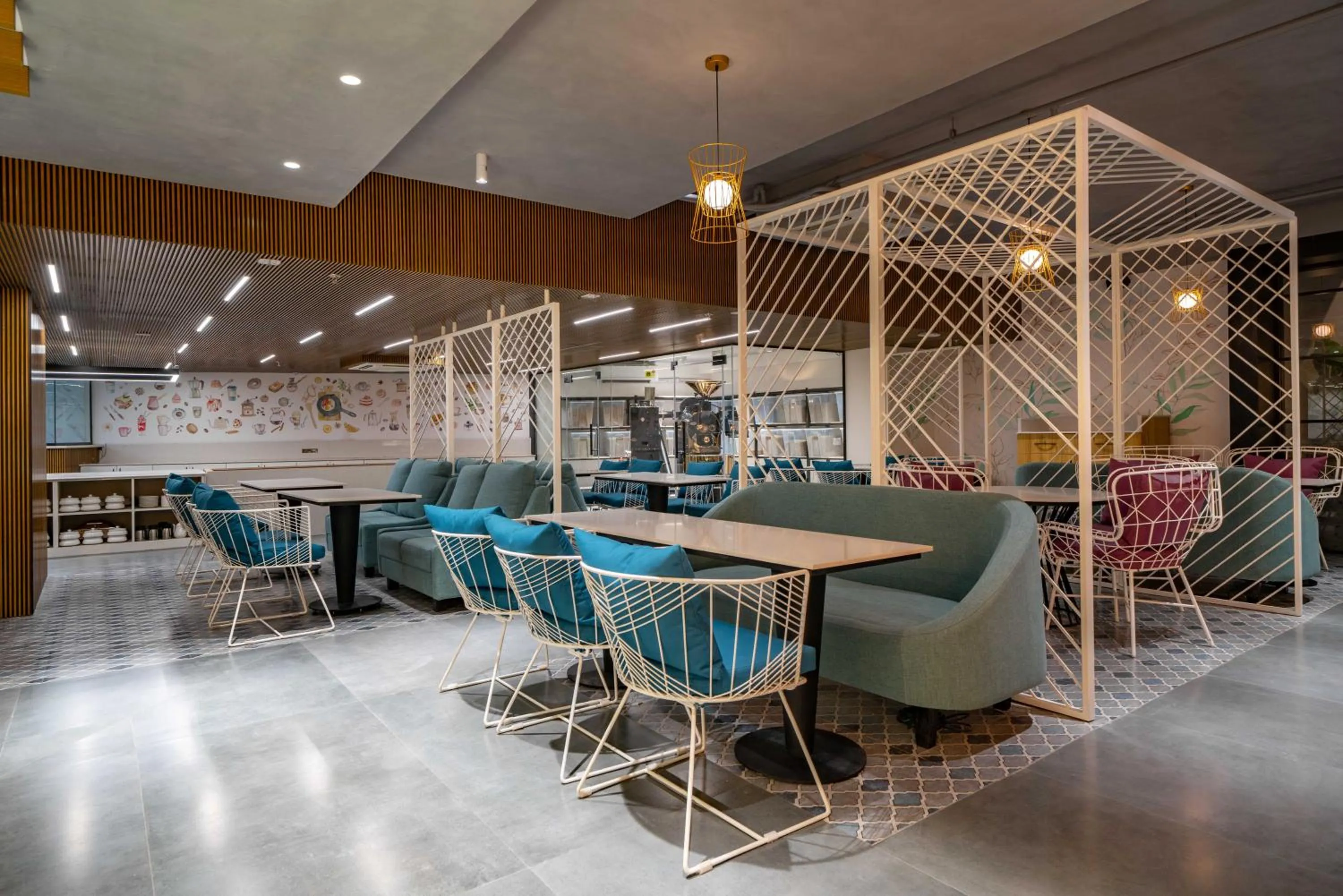 Restaurant/places to eat in Hotel Deccan Serai Grande, Gachibowli, Hyderabad