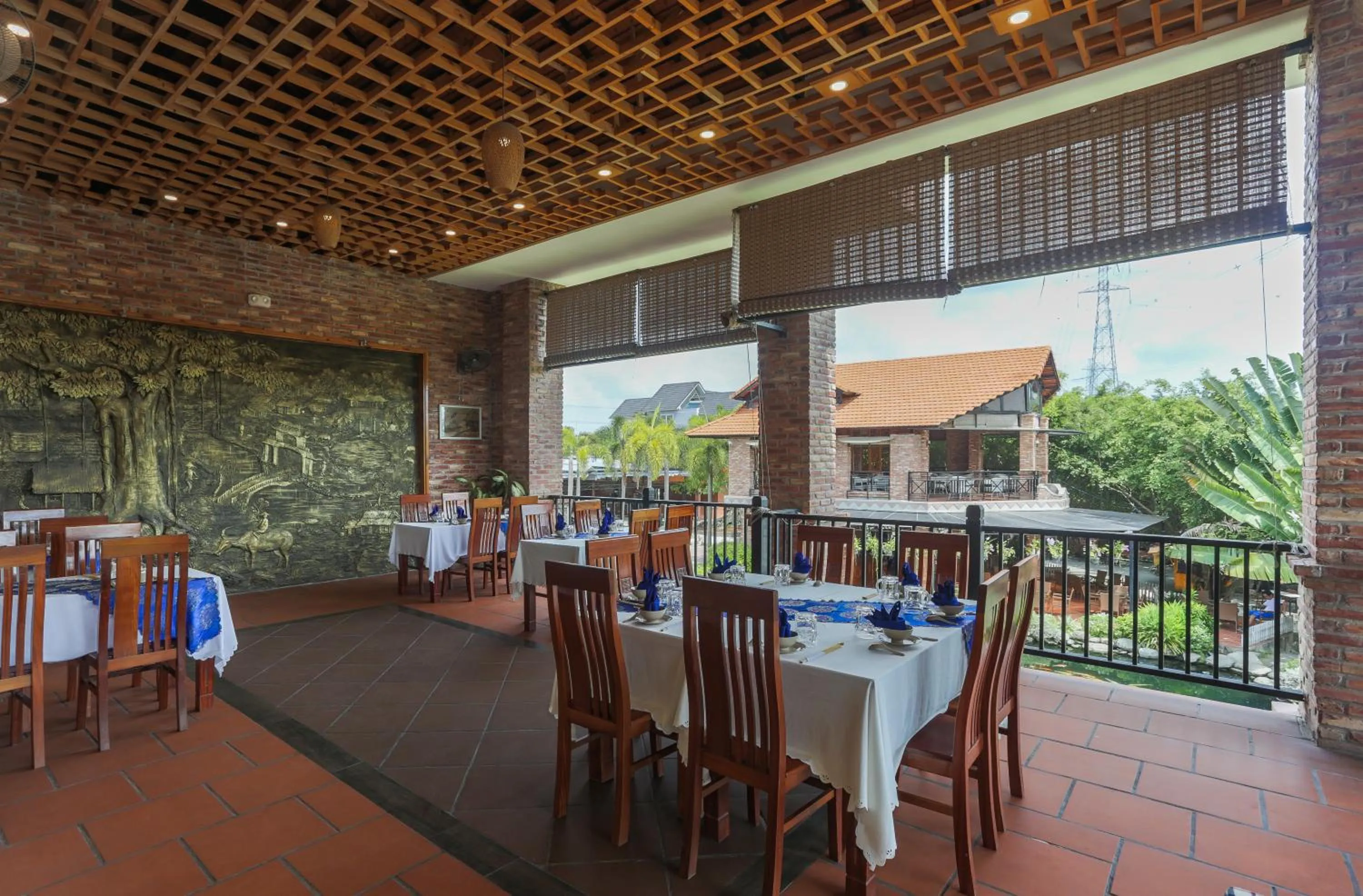 Restaurant/places to eat in Minh Hai Resort