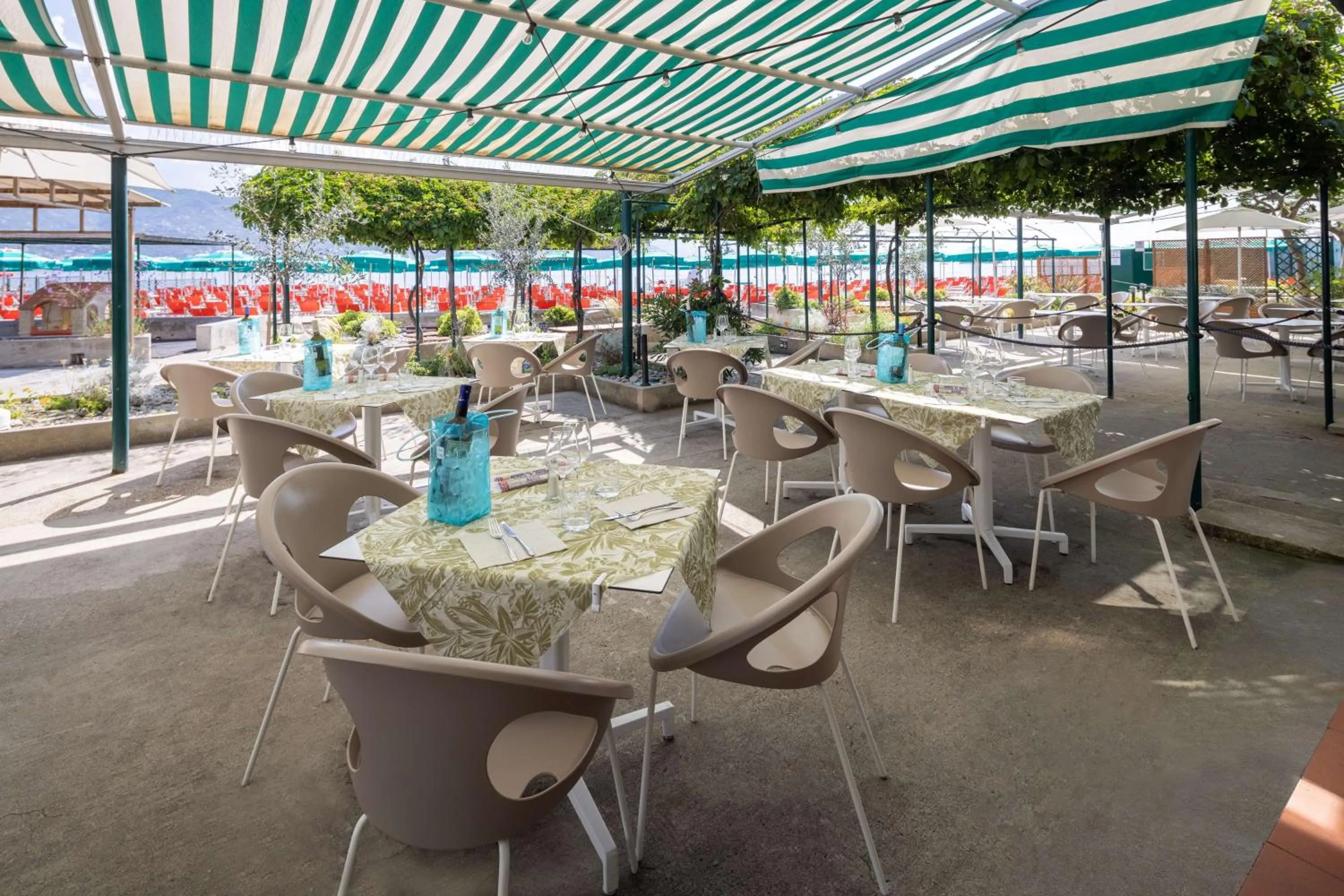 Restaurant/places to eat in Best Western Regina Elena