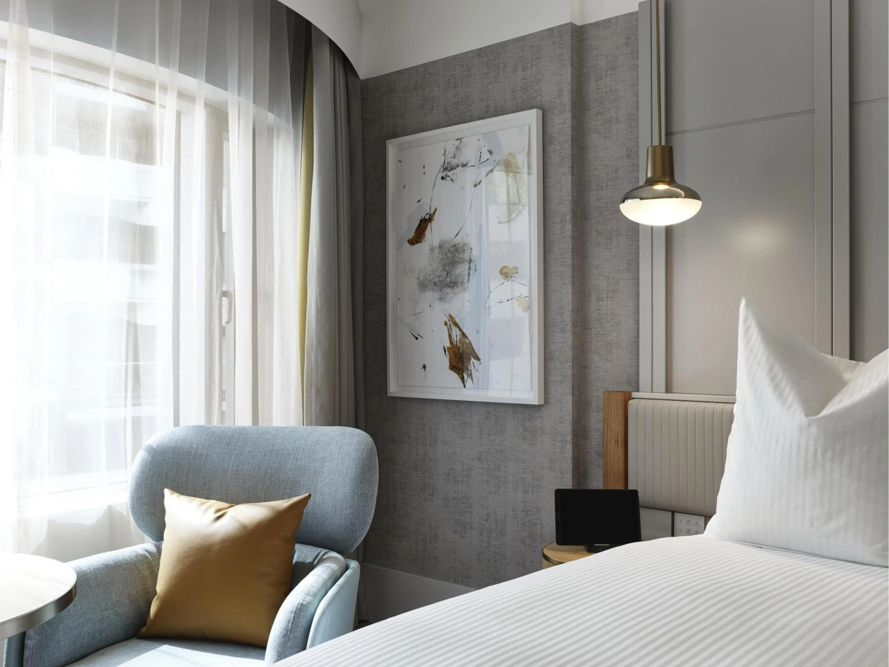 Bedroom, Bed in The Porter House Hotel Sydney - MGallery