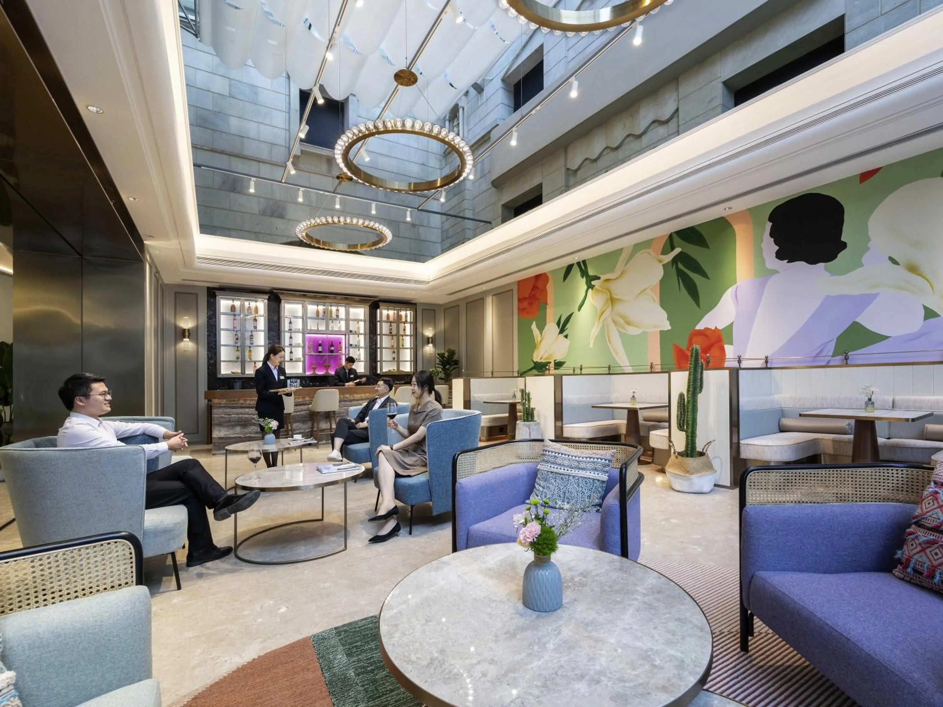 Lounge or bar in Mercure Shanghai Jinqiao