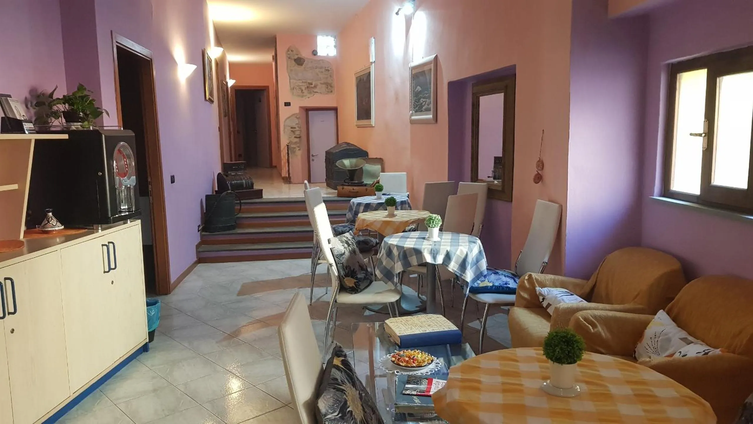 Lobby or reception in Locanda Dalla Compagnia