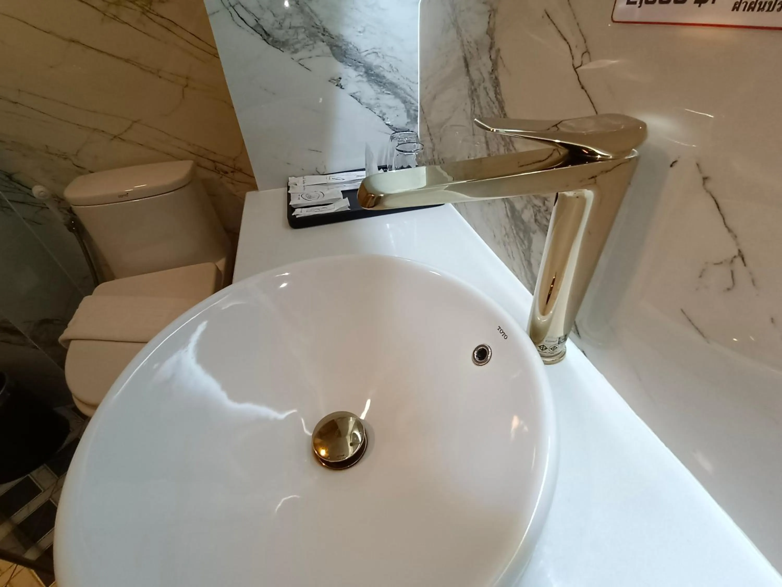 Bathroom in VIVA LA VIDA HOTEL