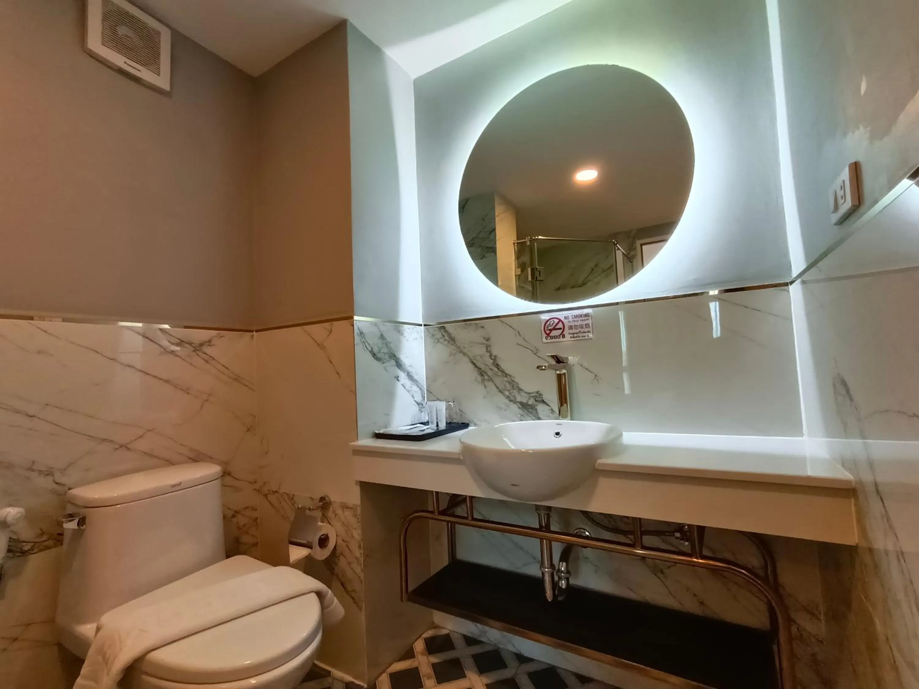 Bathroom in VIVA LA VIDA HOTEL