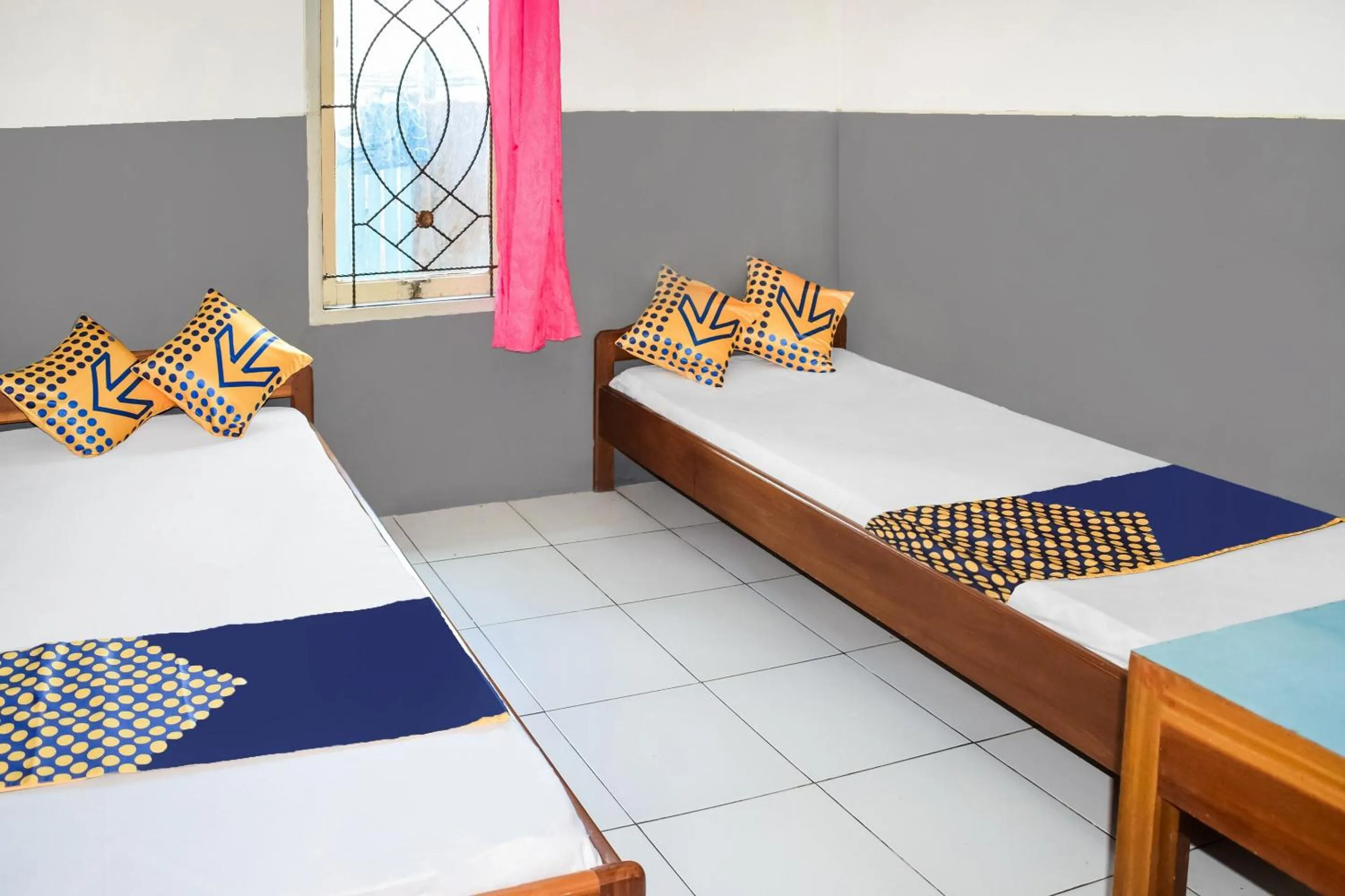 Bedroom, Bed in Hotel O Penginapan Widodo