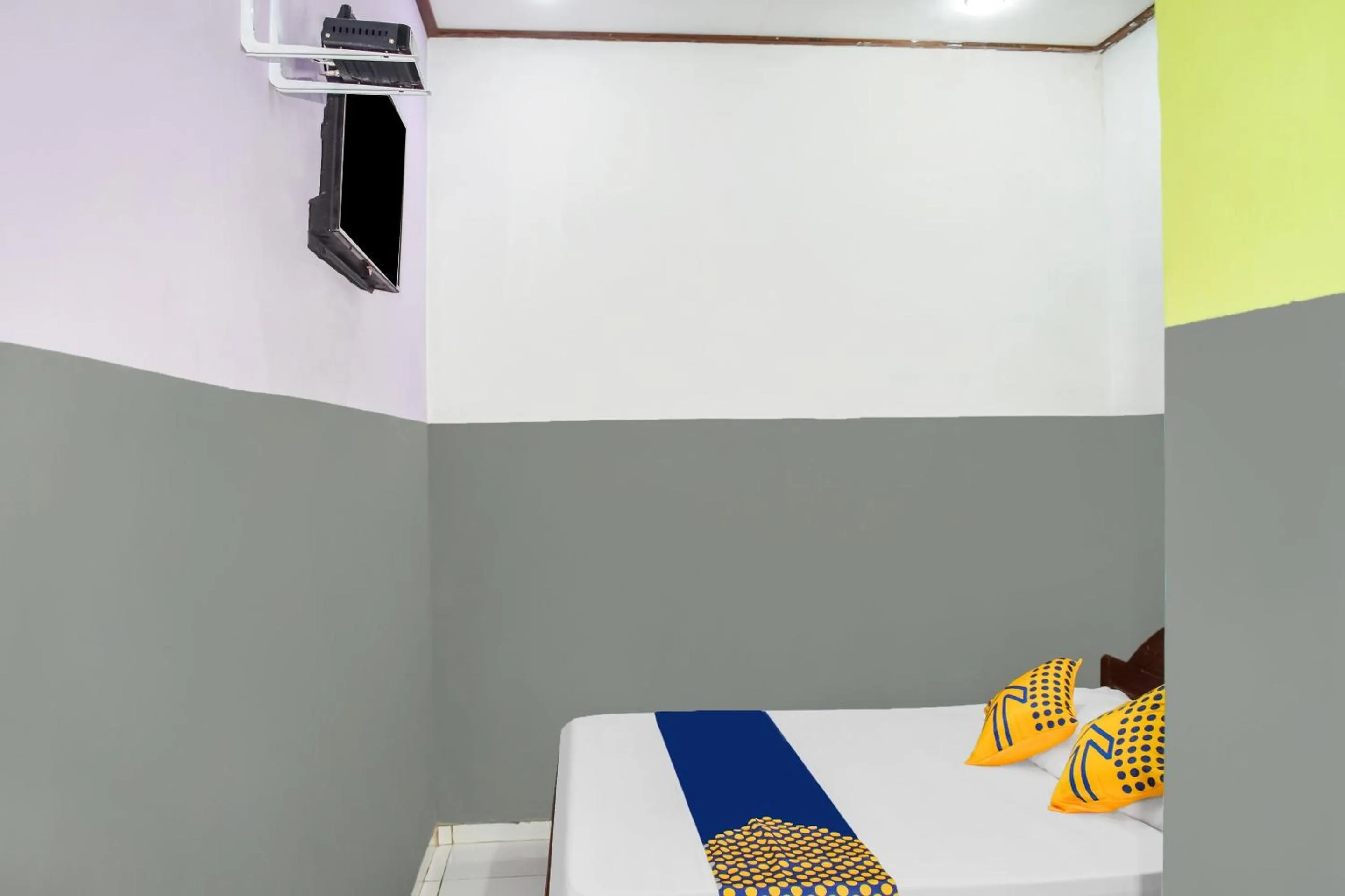 Bedroom, Bed in Hotel O Penginapan Widodo