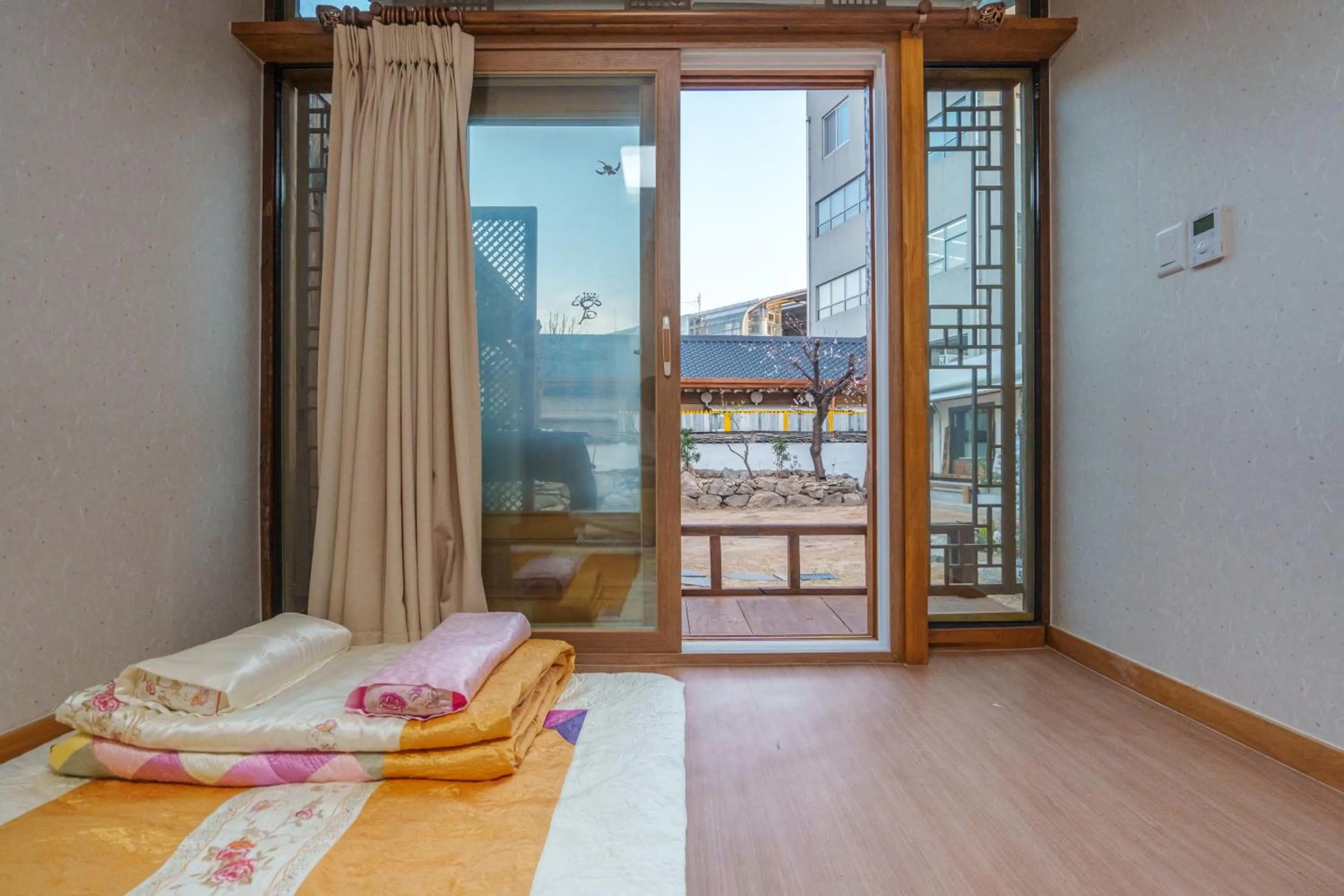 Bed in Aega Hanok Guesthouse