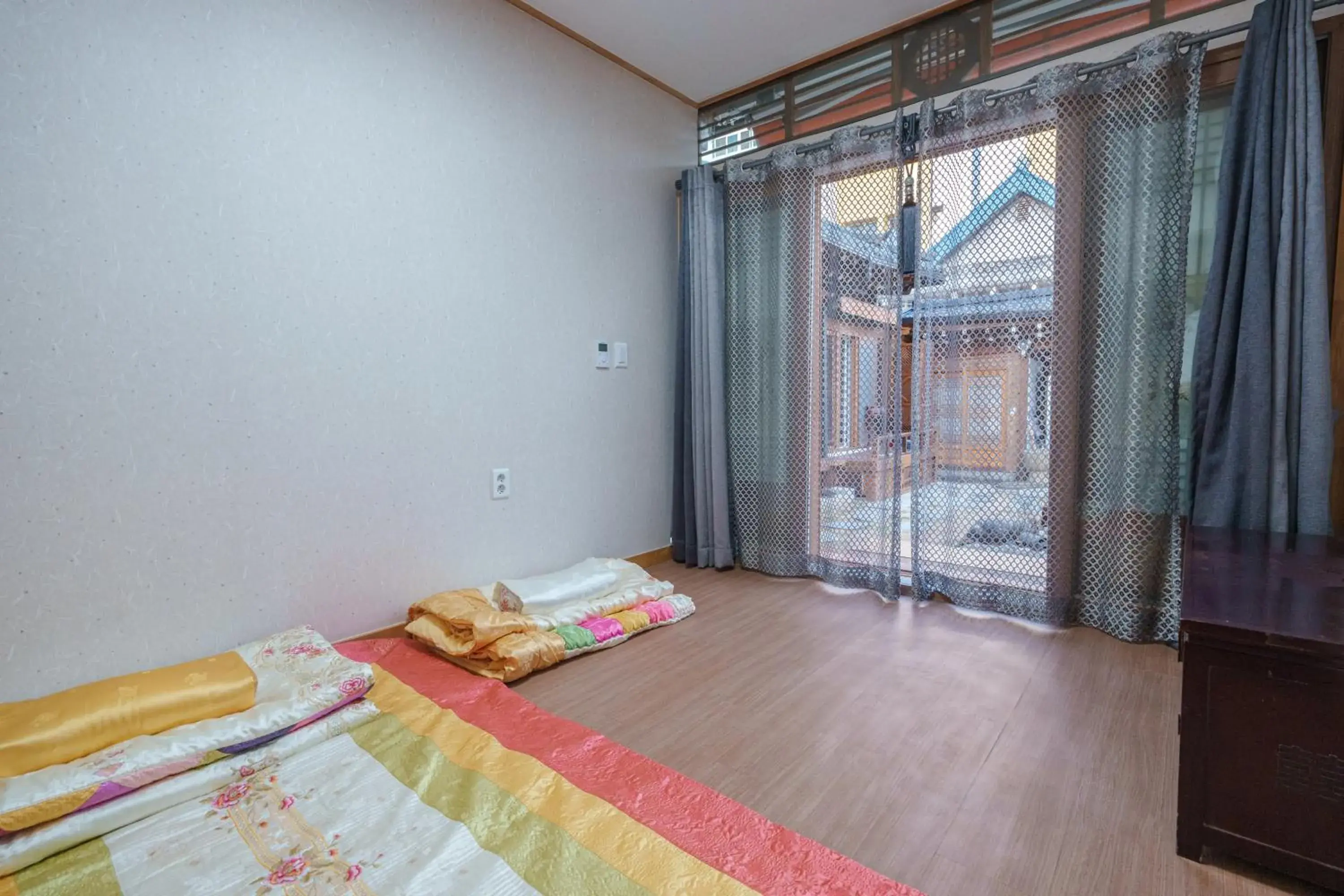 Korean Style Standard Ondol Room in Aega Hanok Guesthouse Korean Style Standard Ondol Room in Aega Hanok Guesthouse