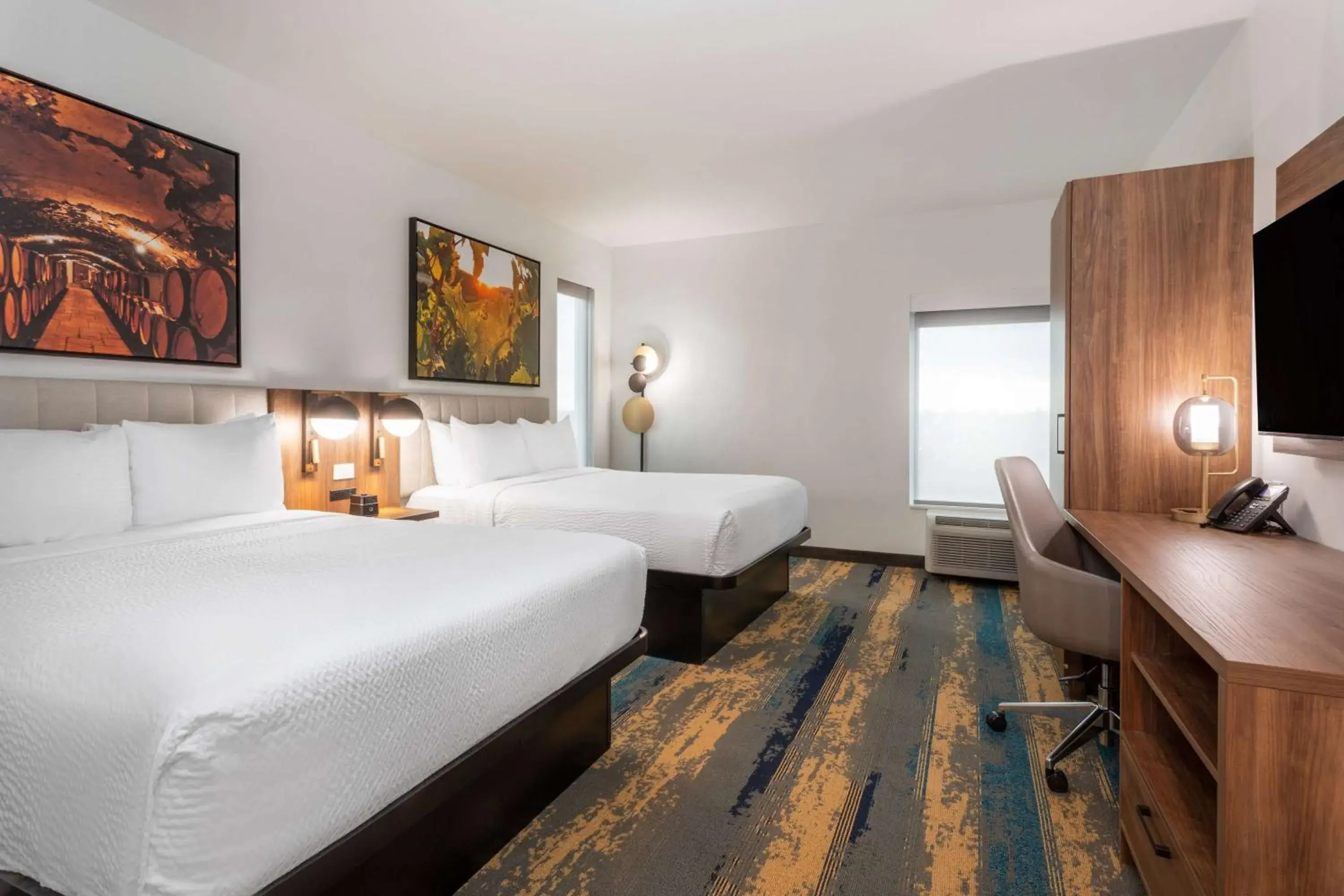 Deluxe Queen Room with Two Queen Beds - Non-Smoking in La Quinta Inn & Suites by Wyndham Galt Lodi North Deluxe Queen Room with Two Queen Beds - Non-Smoking in La Quinta Inn & Suites by Wyndham Galt Lodi North