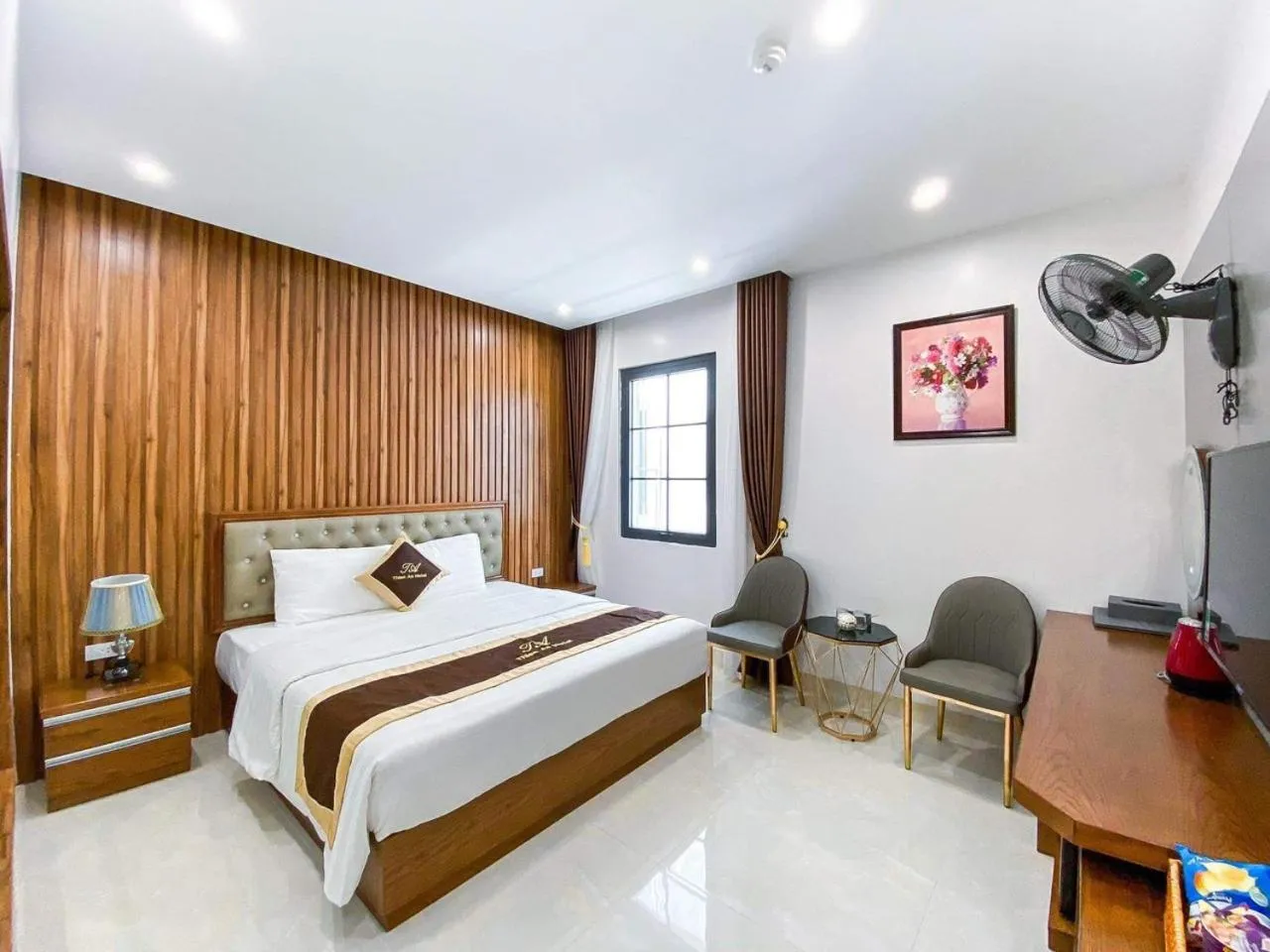 Bed in An Hotel Ha Long