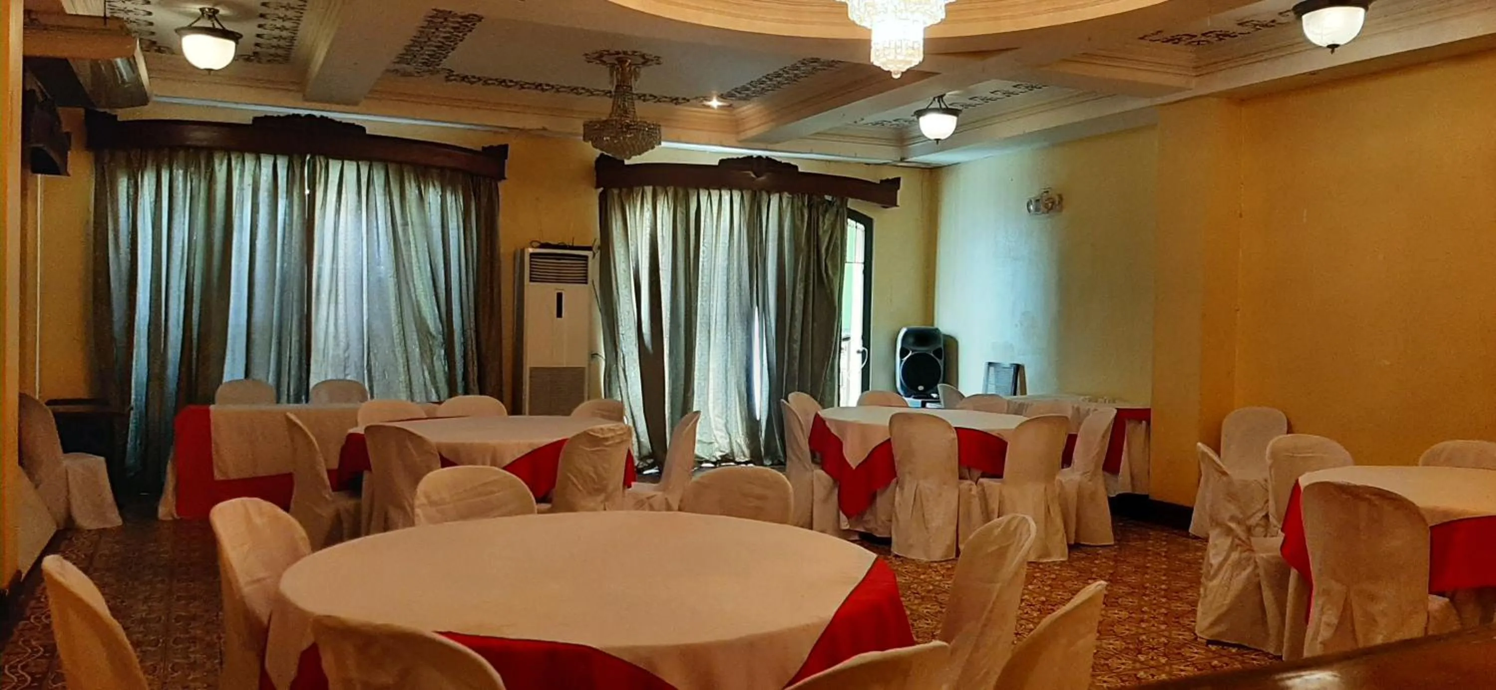 Area and facilities in Hotel Salcedo De Vigan
