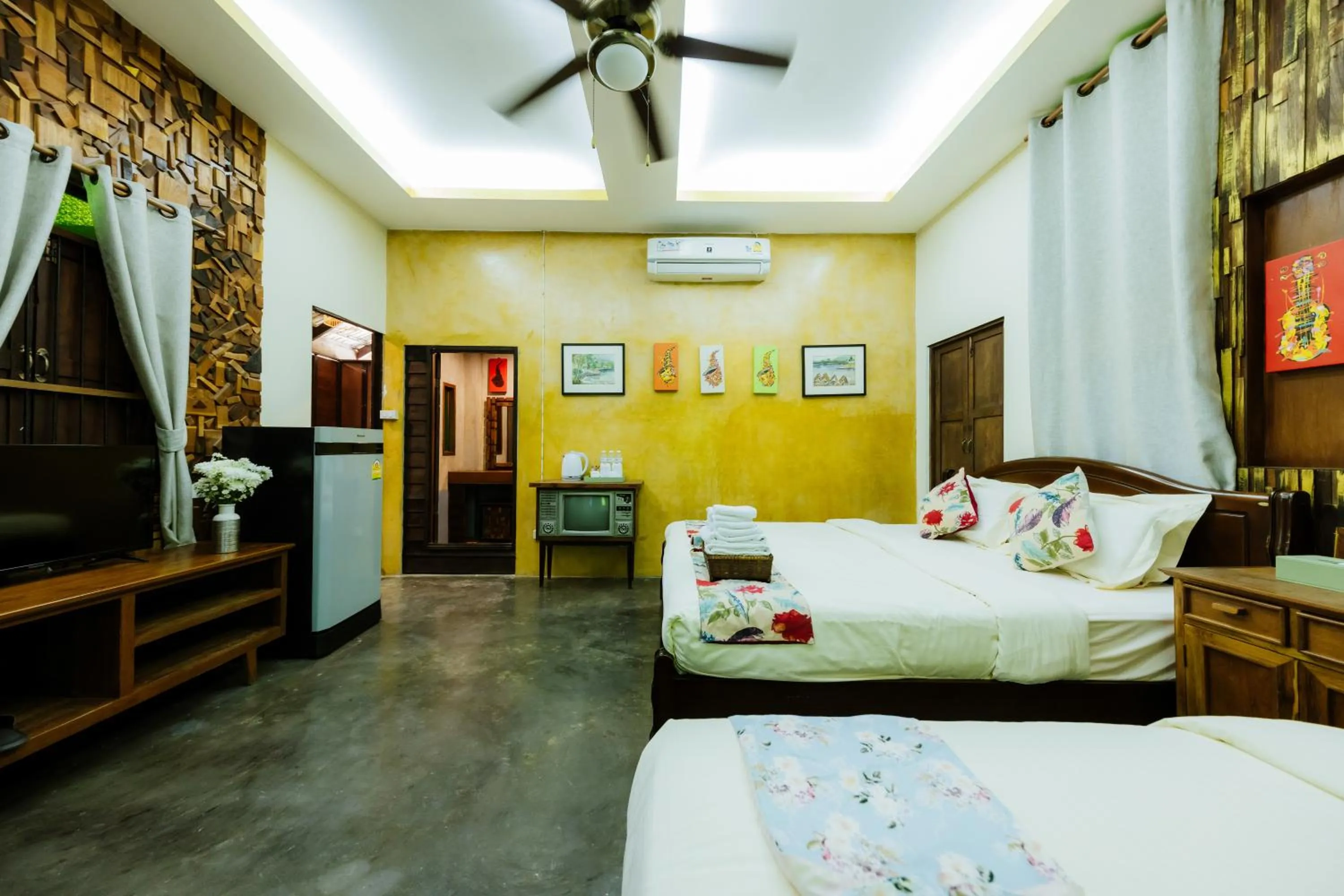 Photo of the whole room, Bed in Teewana Resort Chiang Mai