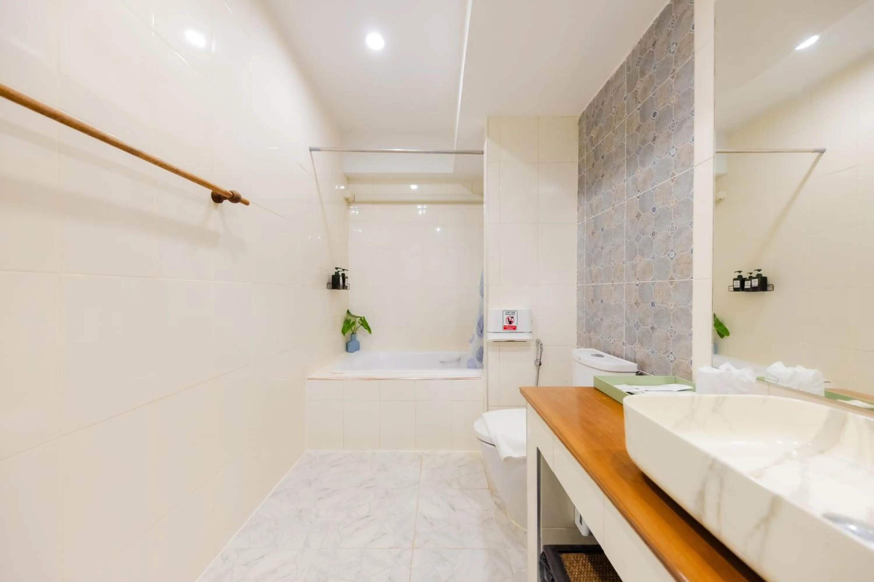 Shower in Teewana Resort Chiang Mai