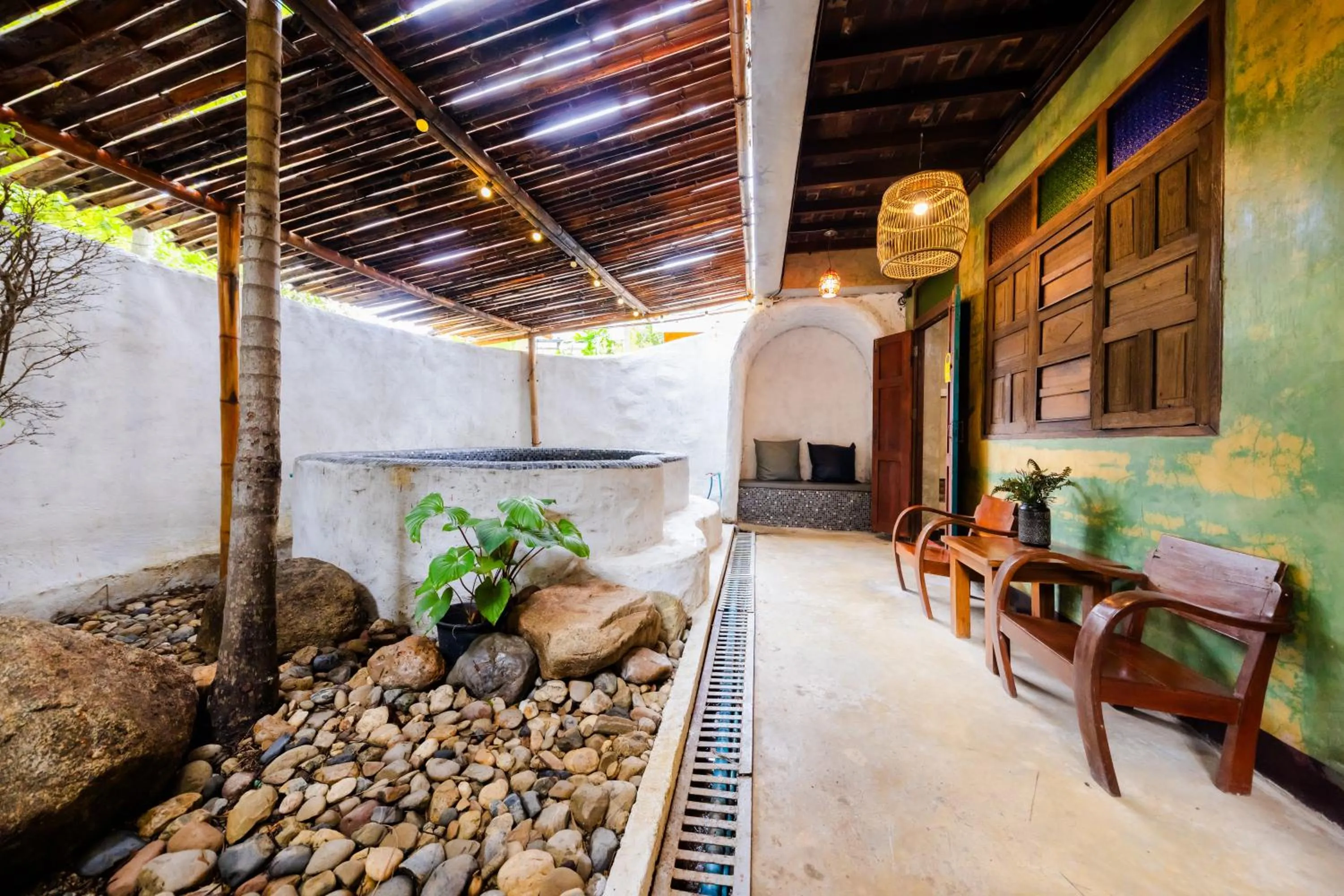 Swimming pool in Teewana Resort Chiang Mai