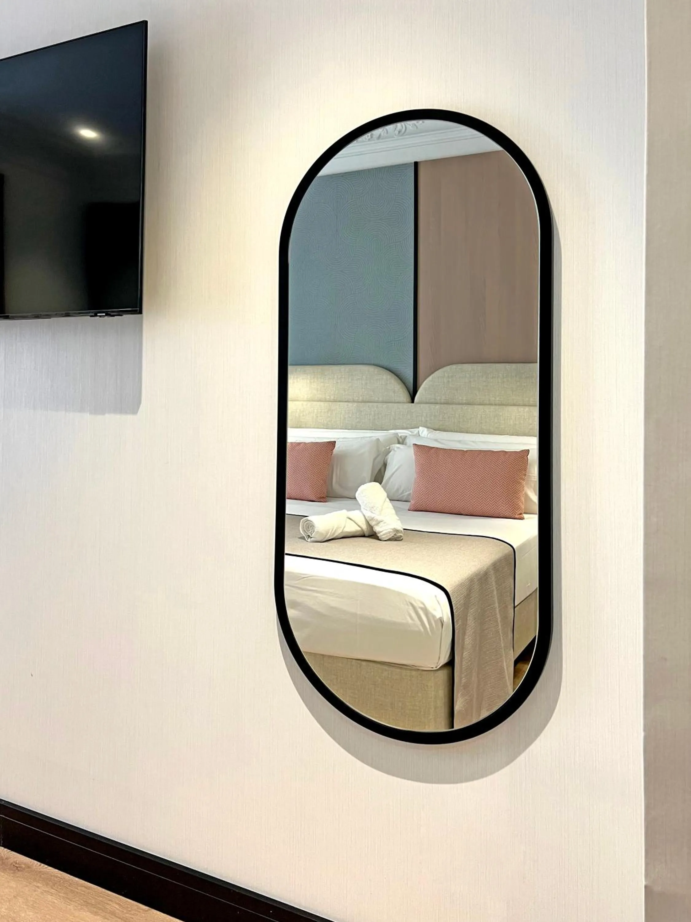 Decorative detail, Bed in Soho Boutique Turia