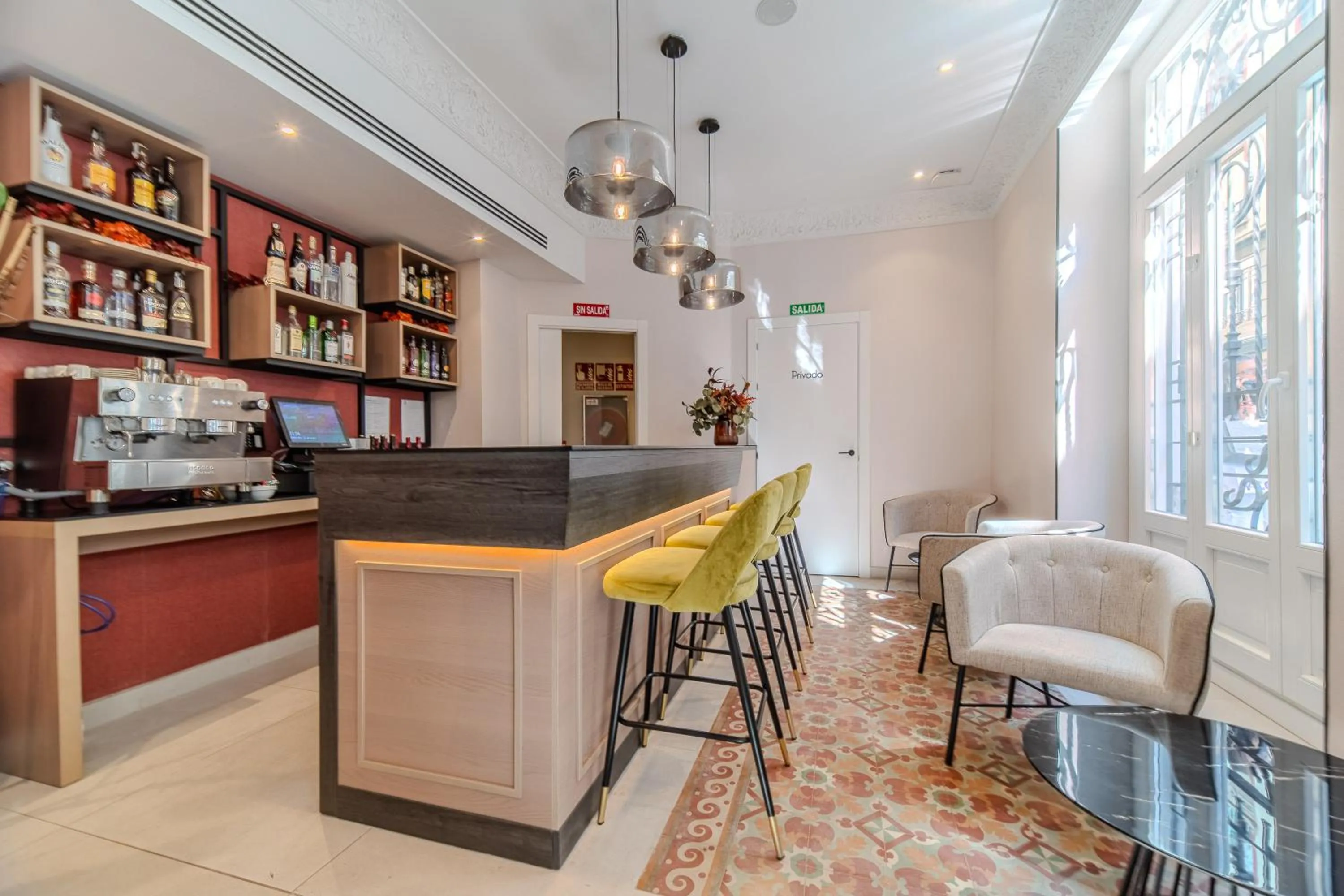 Lounge or bar in Soho Boutique Turia