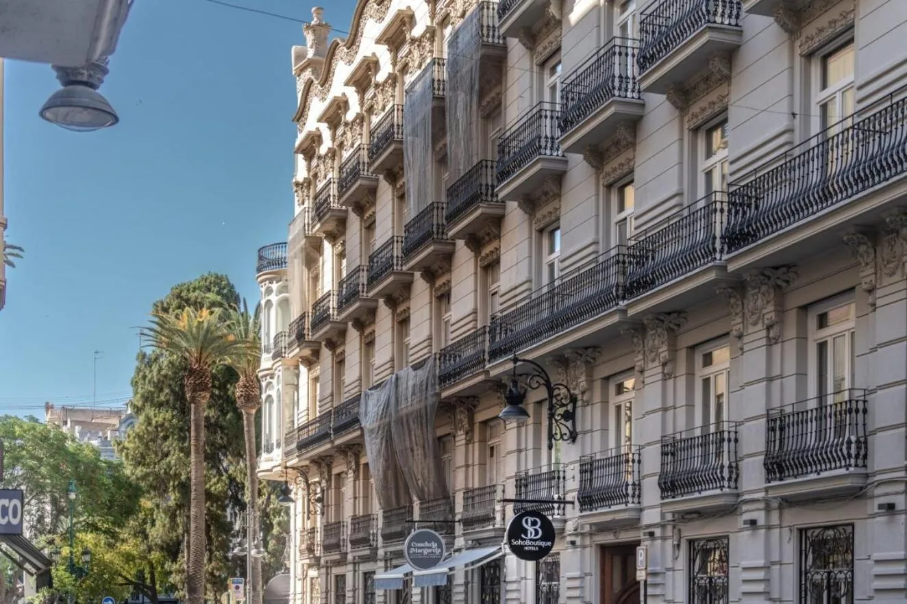 Property building in Soho Boutique Turia