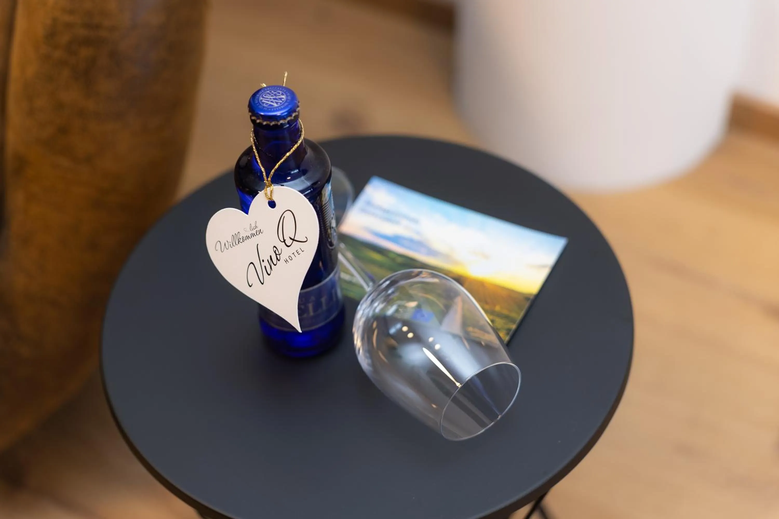 Photo of the whole room in Self-Check-in Hotel VinoQ Zistersdorf