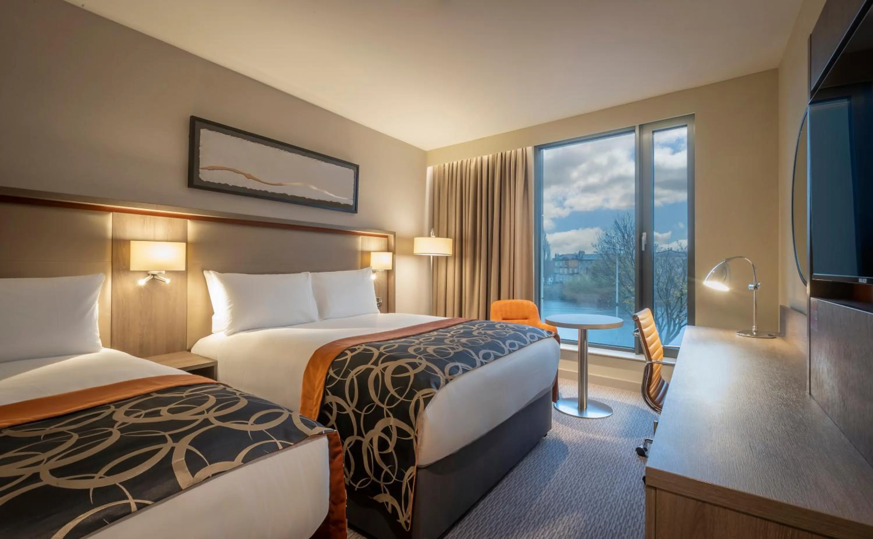 Bedroom, Bed in Clayton Hotel Glasgow City