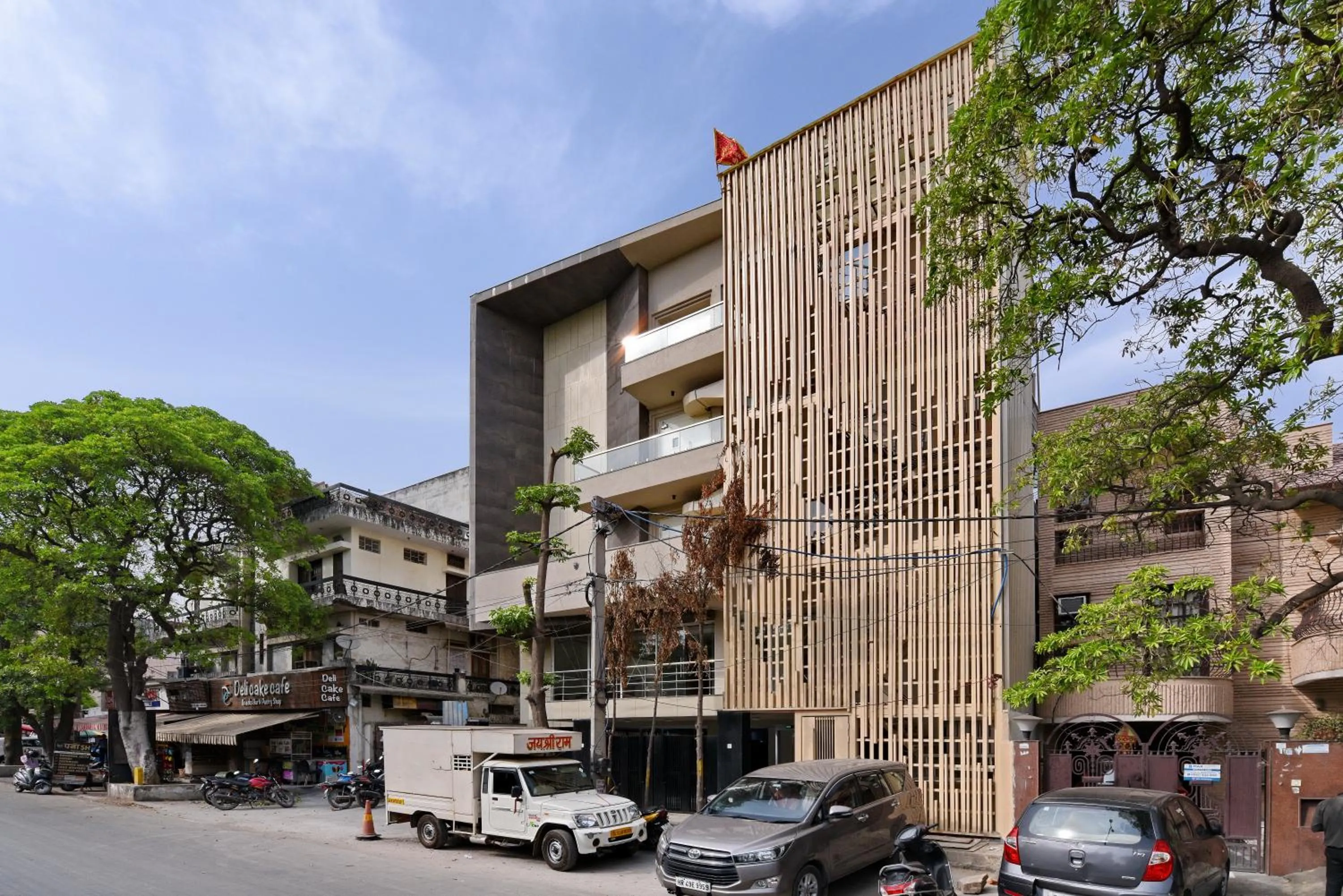 Property building in Hotel Leo Saffron - Pitampura