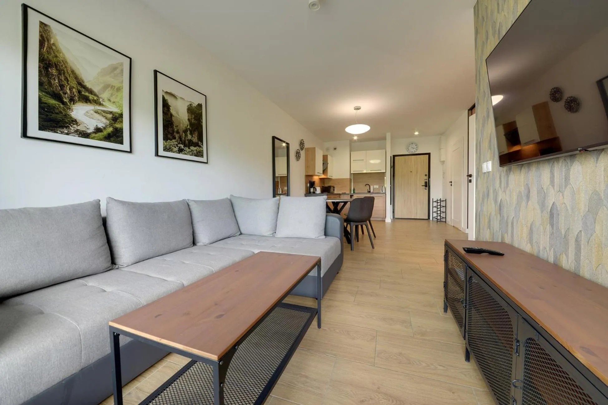 TV and multimedia in RentPlanet - Apartamenty IzerSKI Resort