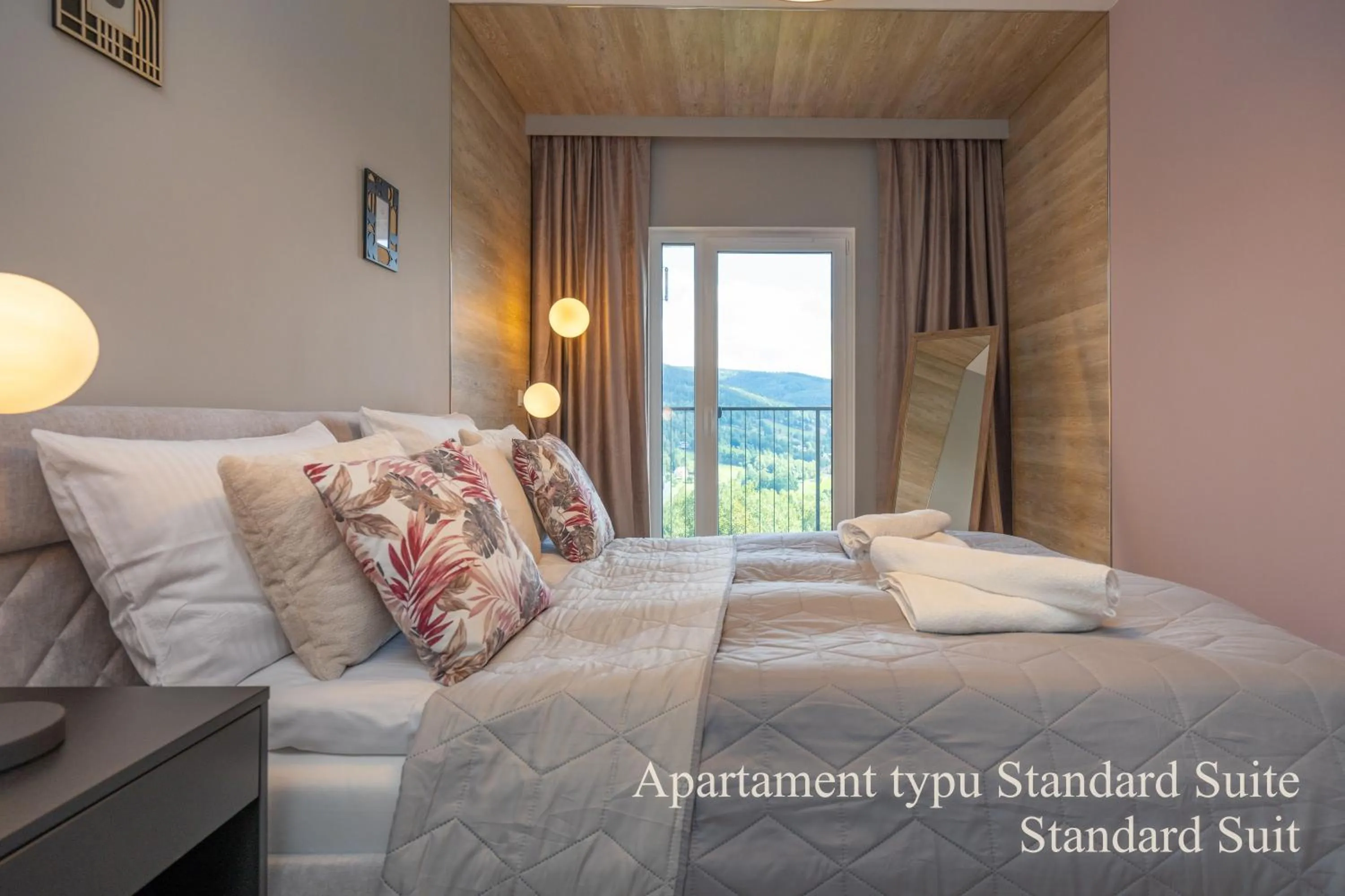 Bedroom, Bed in RentPlanet - Apartamenty IzerSKI Resort