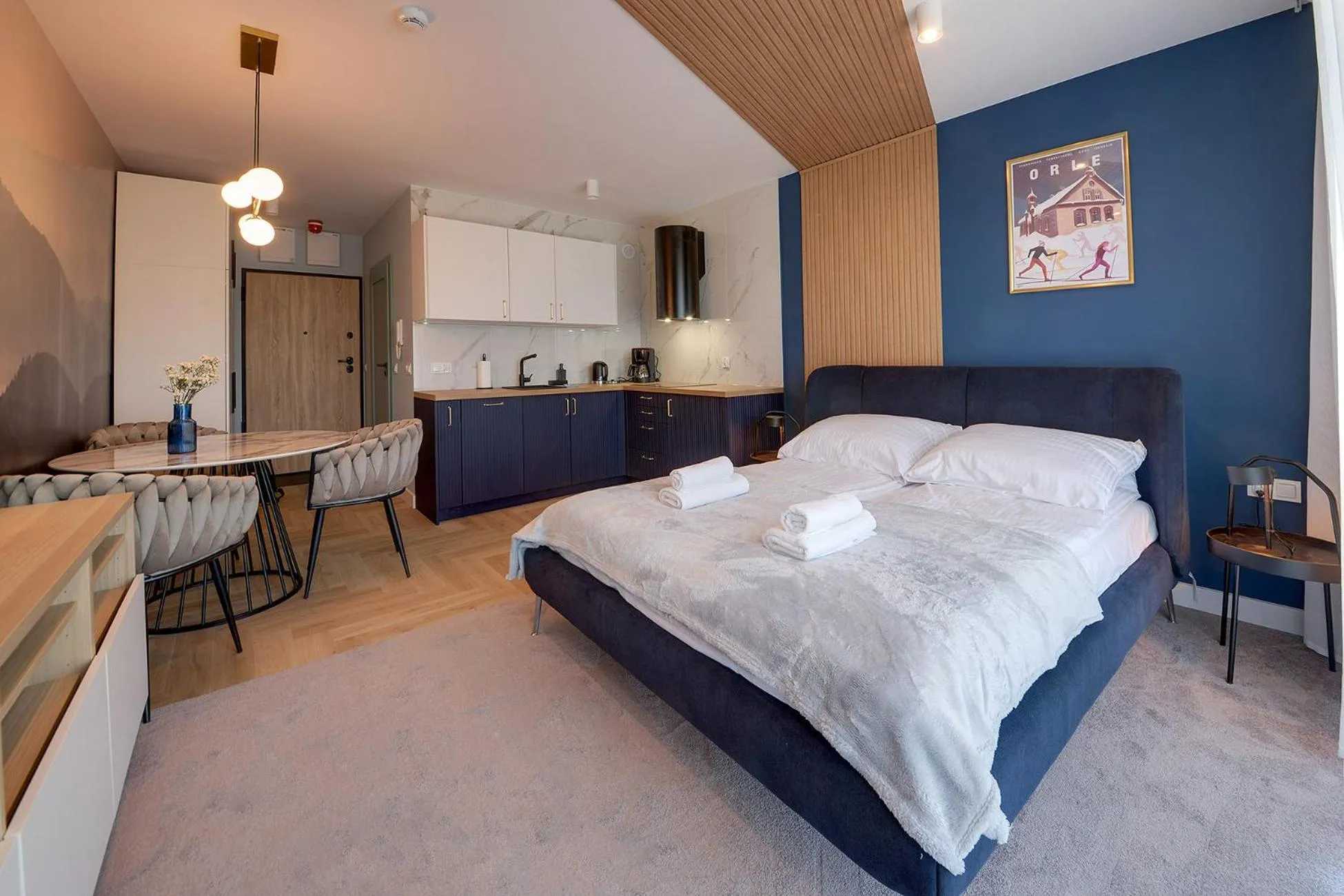 Bed in RentPlanet - Apartamenty IzerSKI Resort