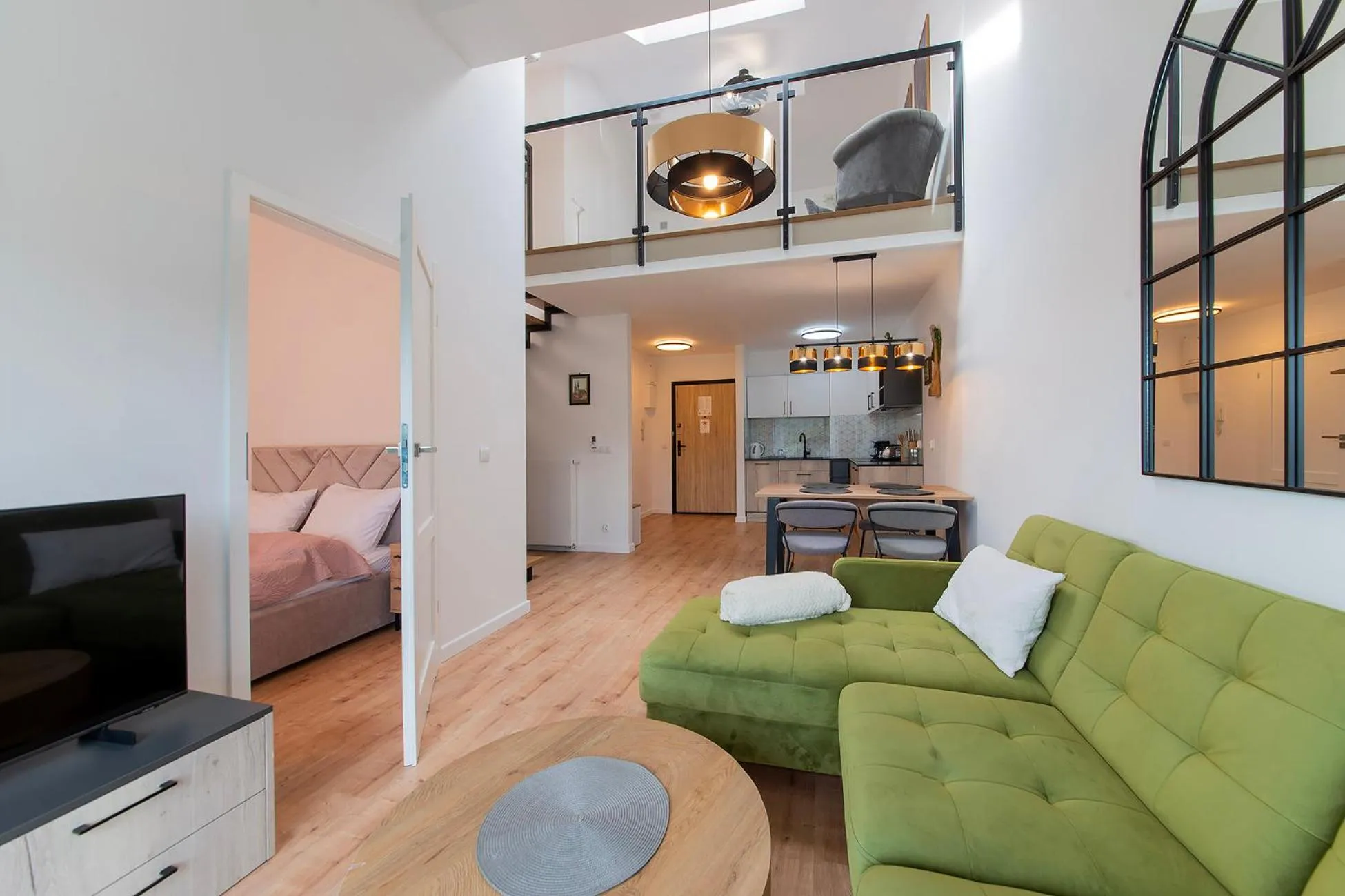 TV and multimedia in RentPlanet - Apartamenty IzerSKI Resort