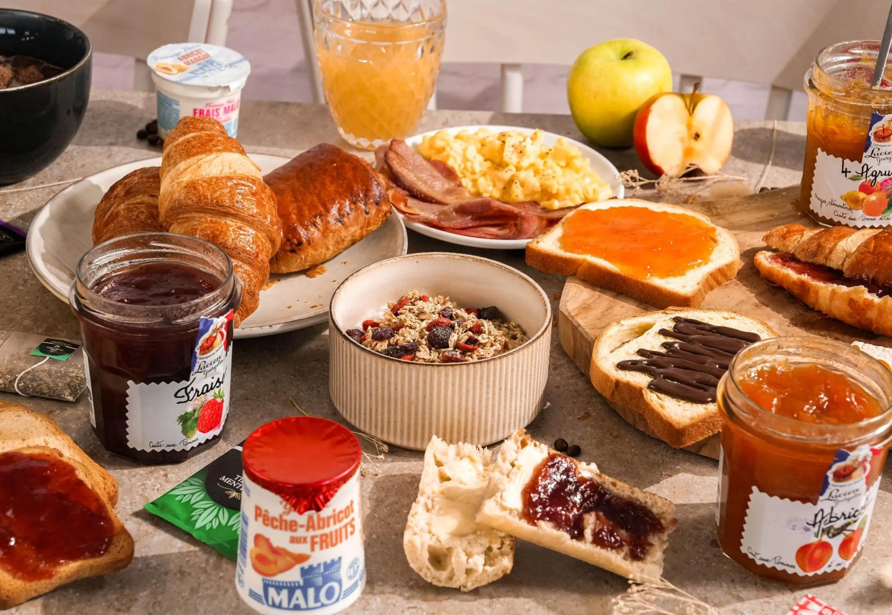 Breakfast in B&B HOTEL Romilly-sur-Seine