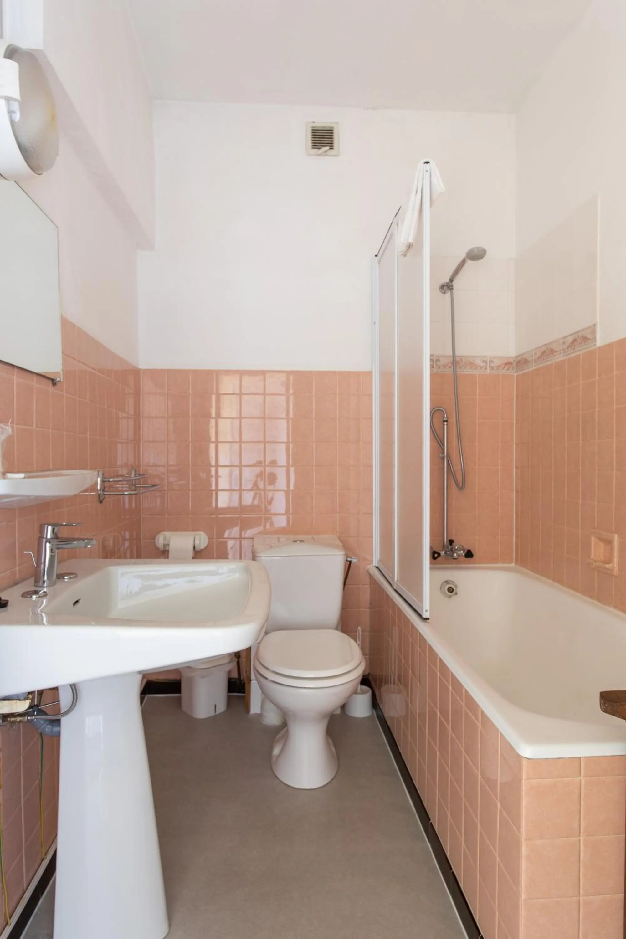 Toilet in Hotel le Chamois