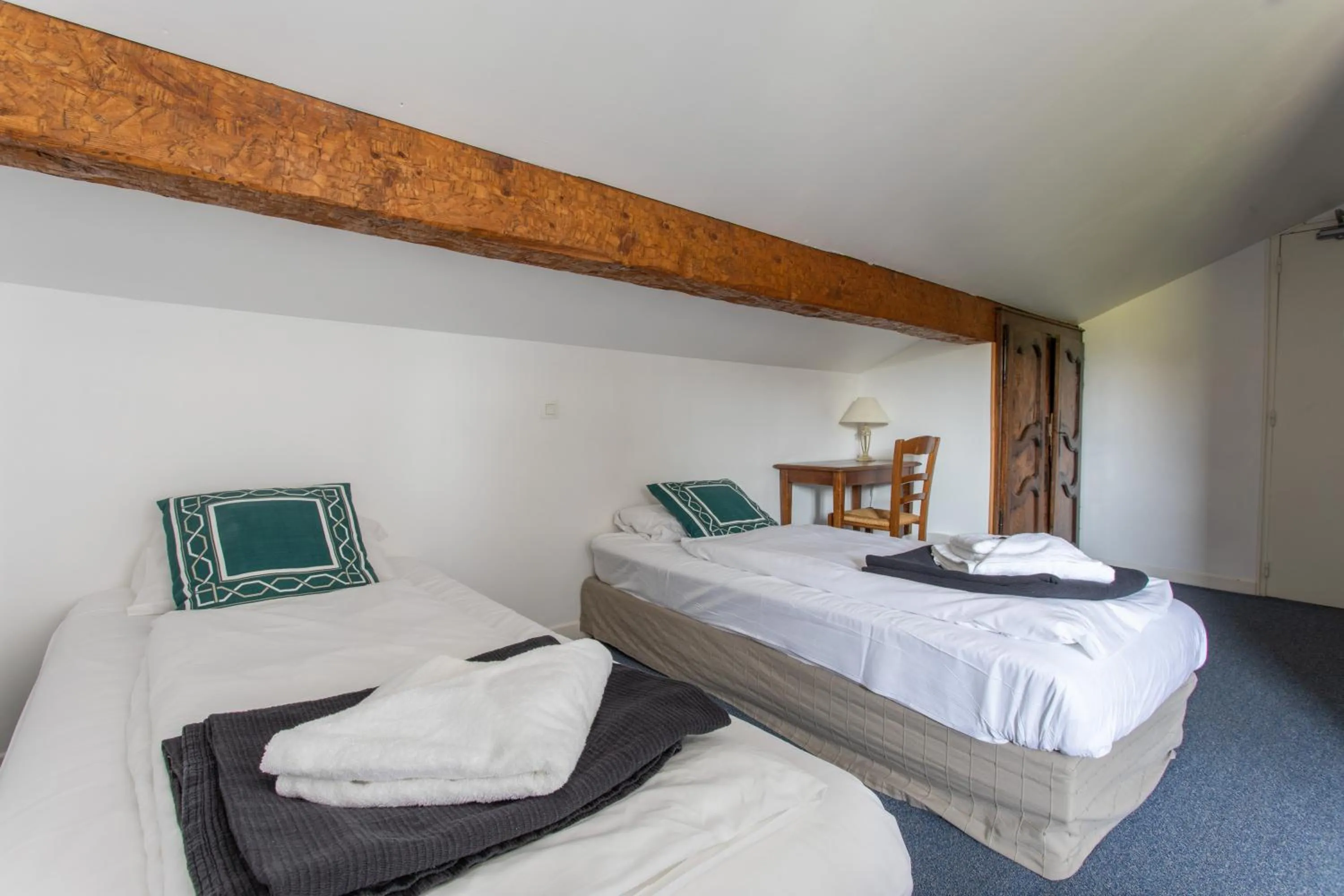 Bed in Hotel le Chamois