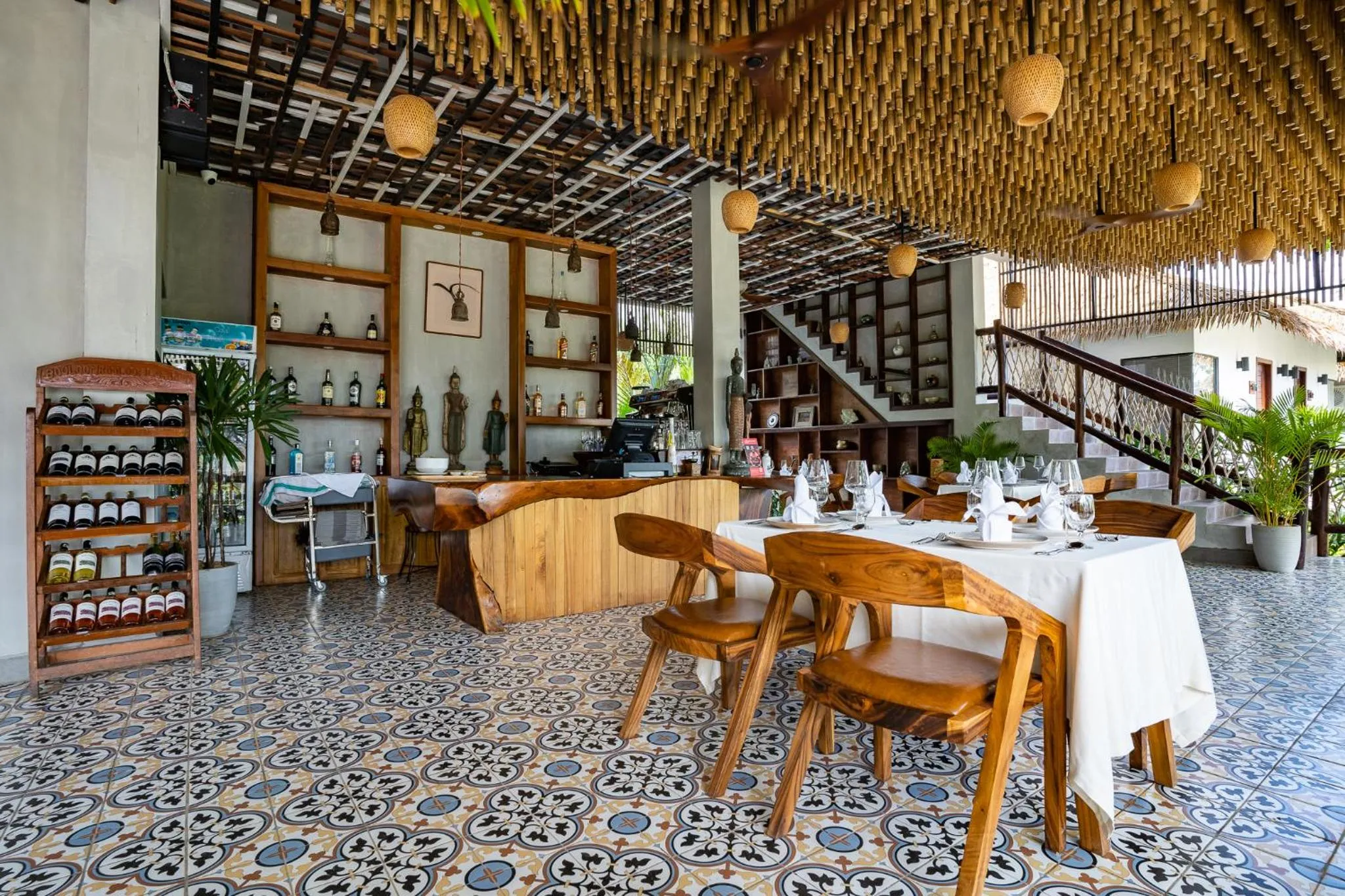 Restaurant/places to eat in RiverTree Villa & Resort